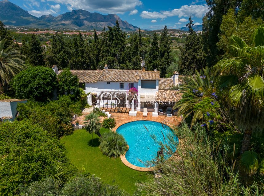 Resale - Villa -
Alfas del Pí