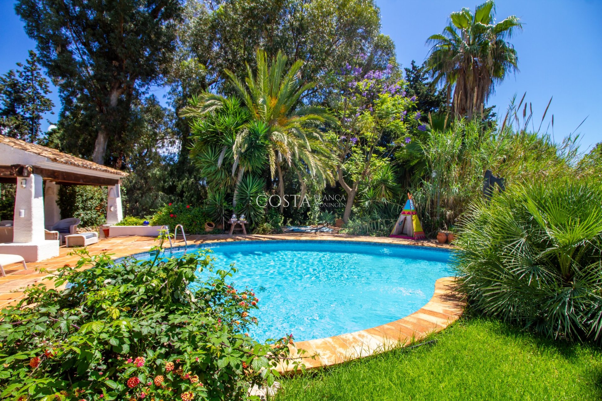 Resale - Villa -
Alfas del Pí