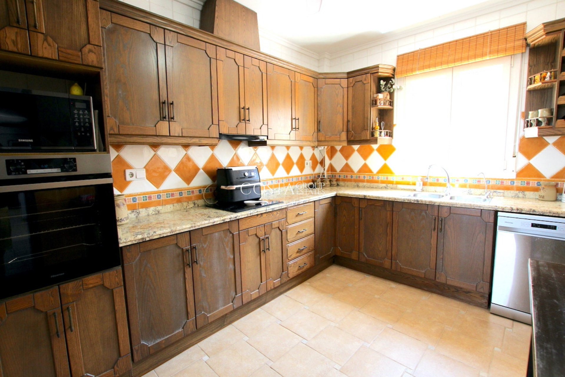 Resale - Villa -
Algorfa - Algorfa Centro