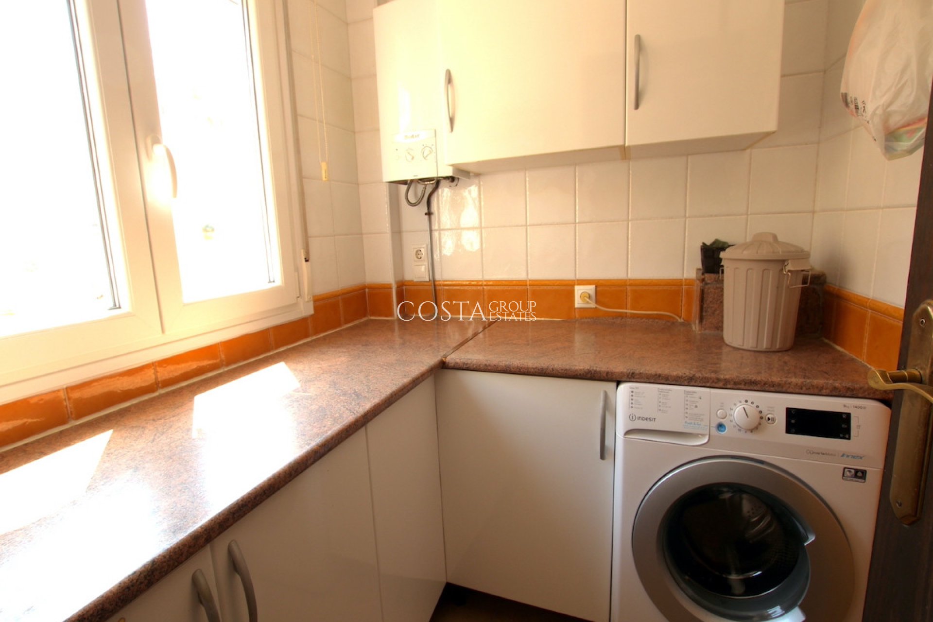 Resale - Villa -
Algorfa - Algorfa Centro