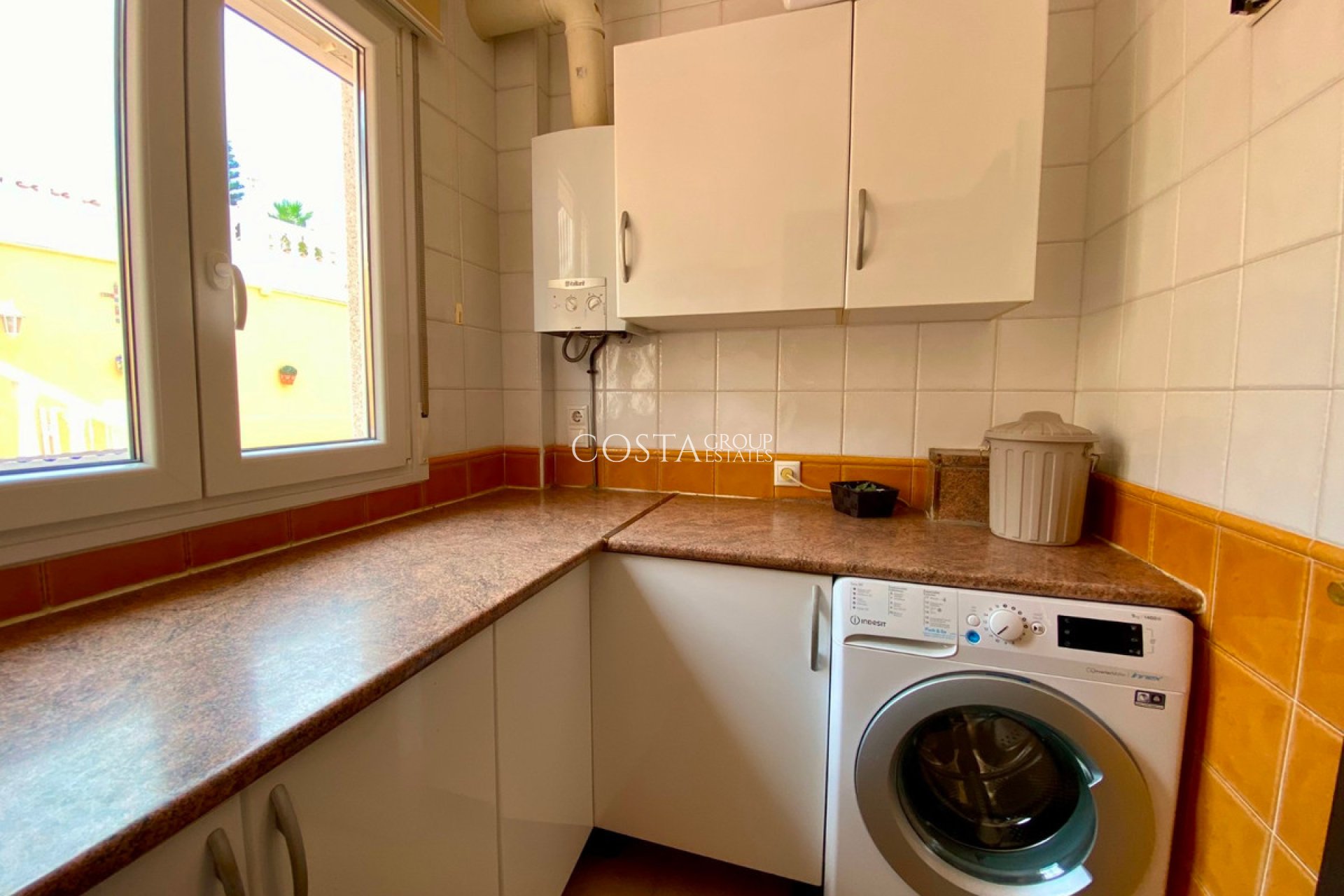 Resale - Villa -
Algorfa - Algorfa Centro