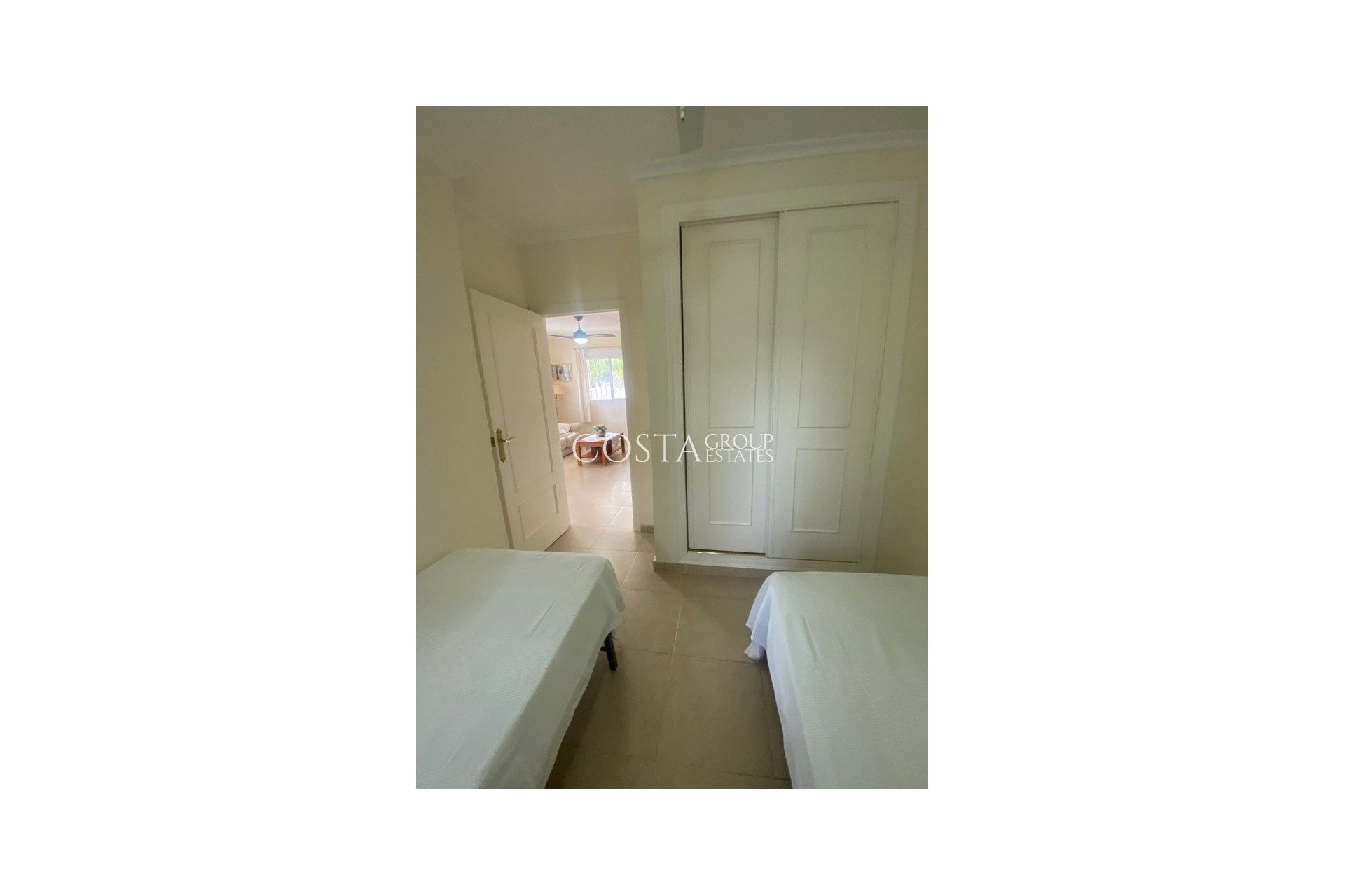 Resale - Villa -
Algorfa - Algorfa Centro