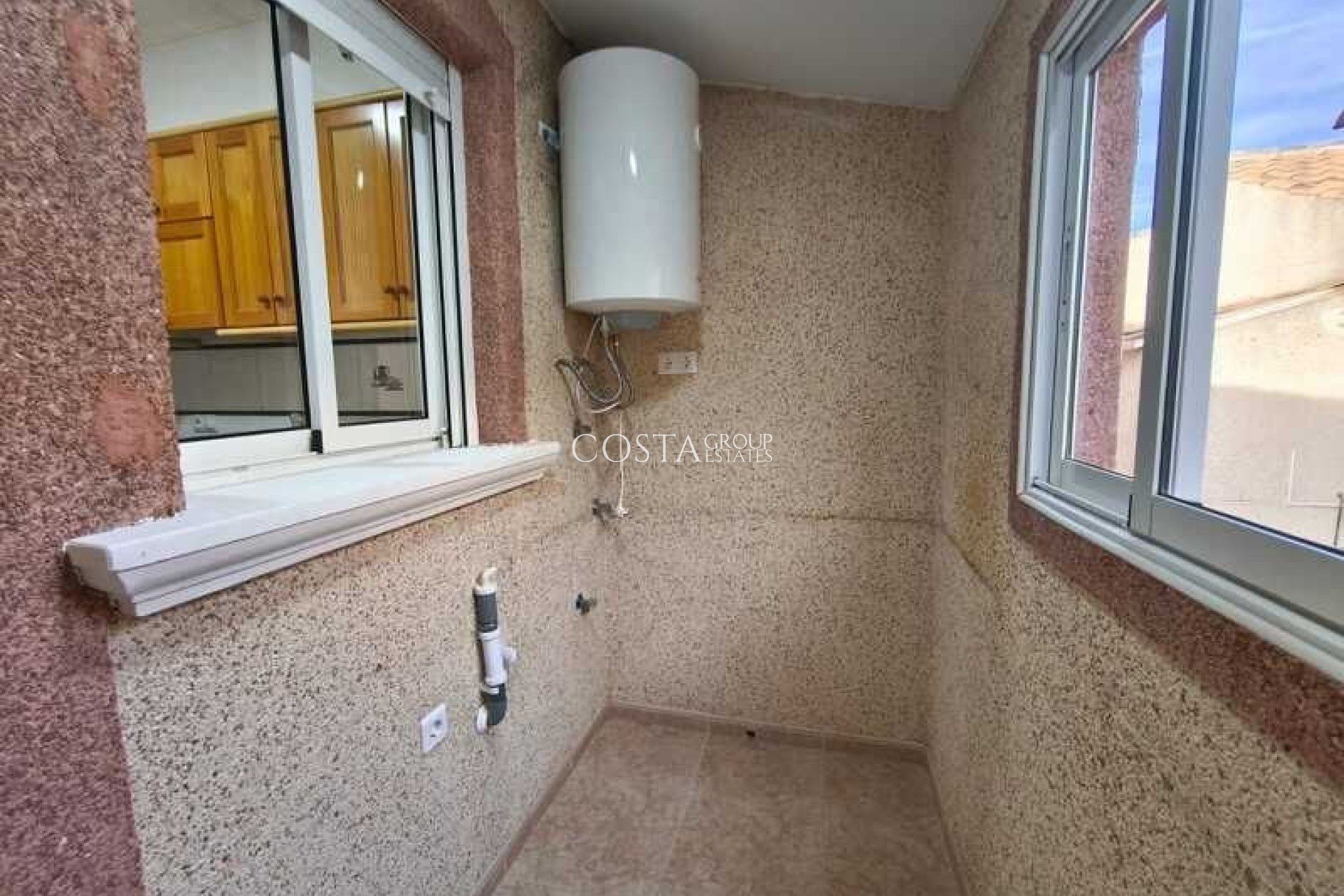 Resale - Villa -
Algorfa - Algorfa Centro