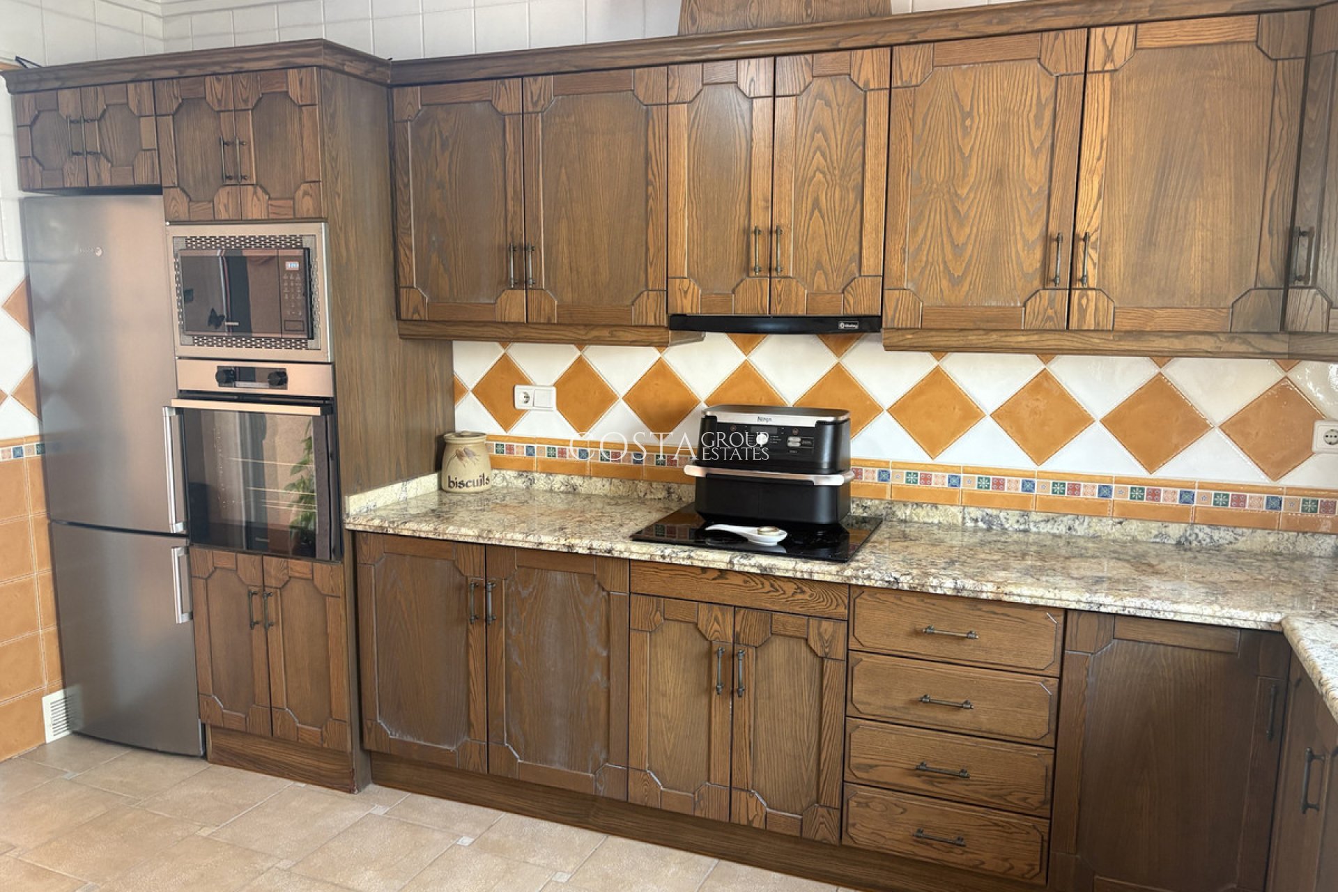 Resale - Villa -
Algorfa - Algorfa Centro