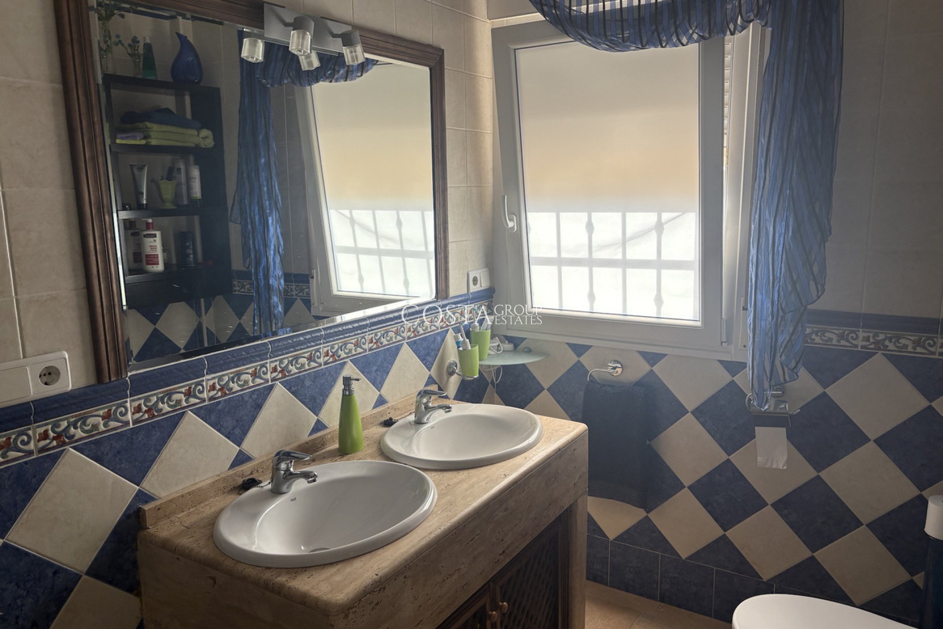 Resale - Villa -
Algorfa - Algorfa Centro