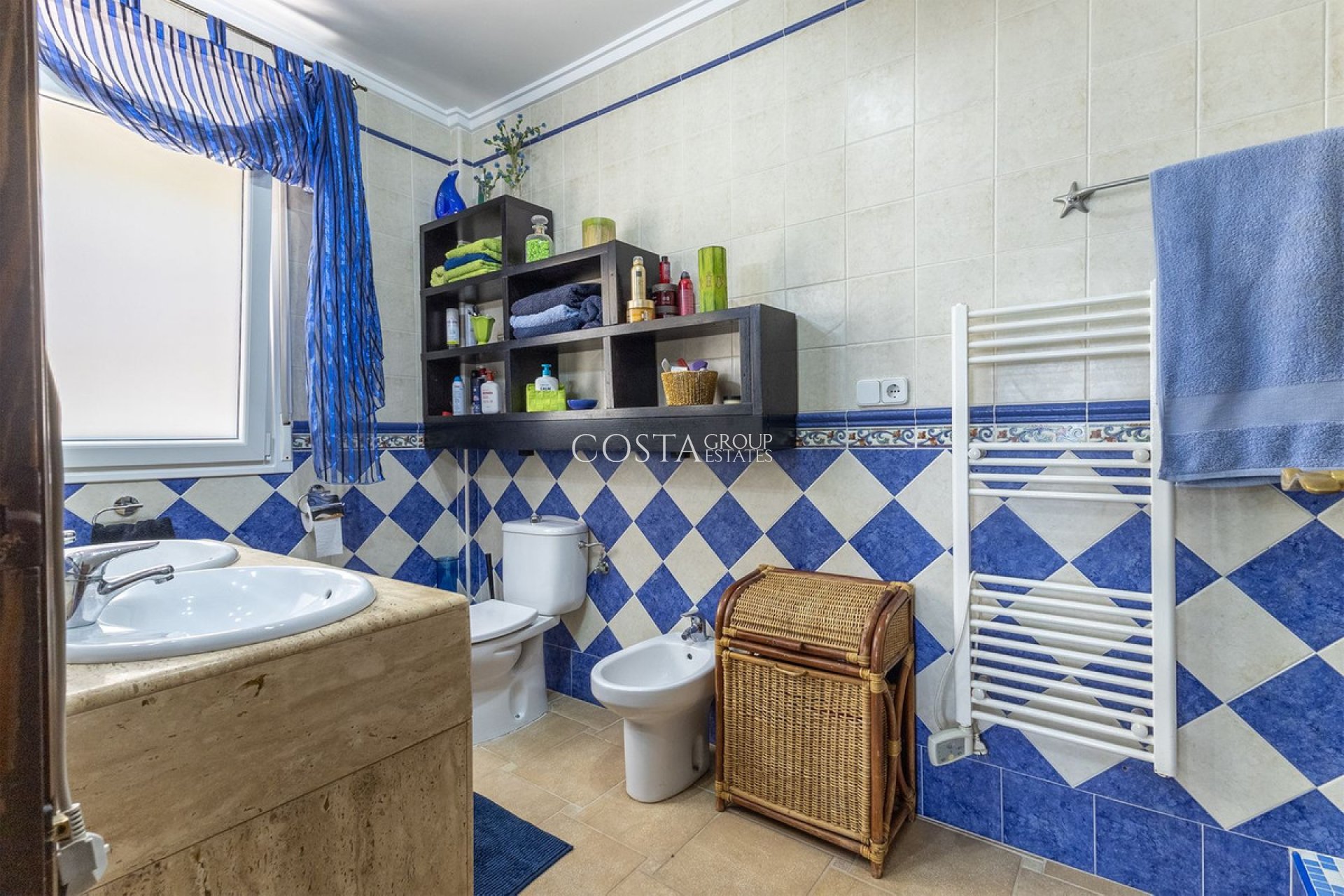 Resale - Villa -
Algorfa - Algorfa Centro