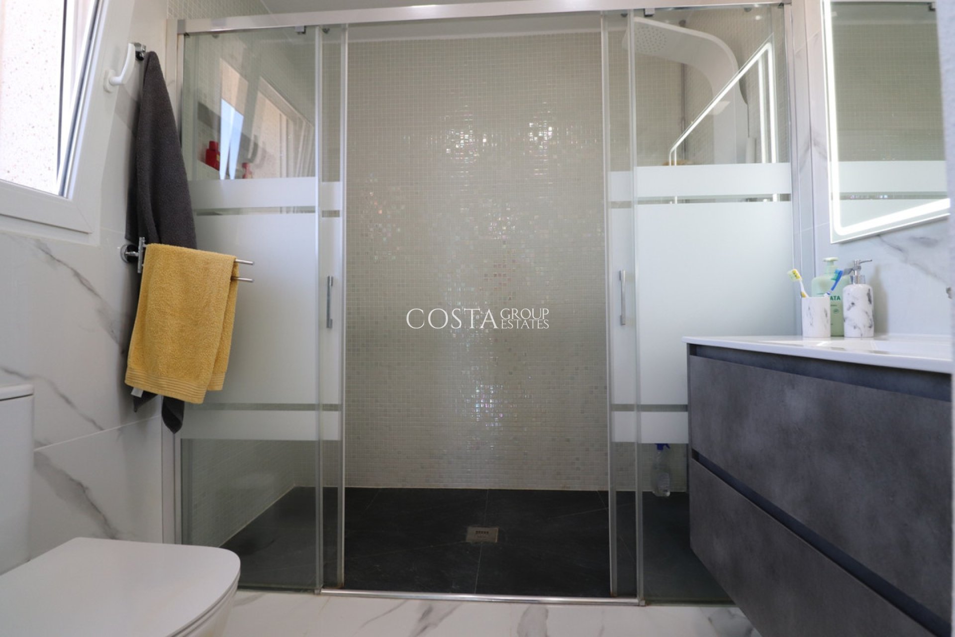 Resale - Villa -
Algorfa - Algorfa Centro