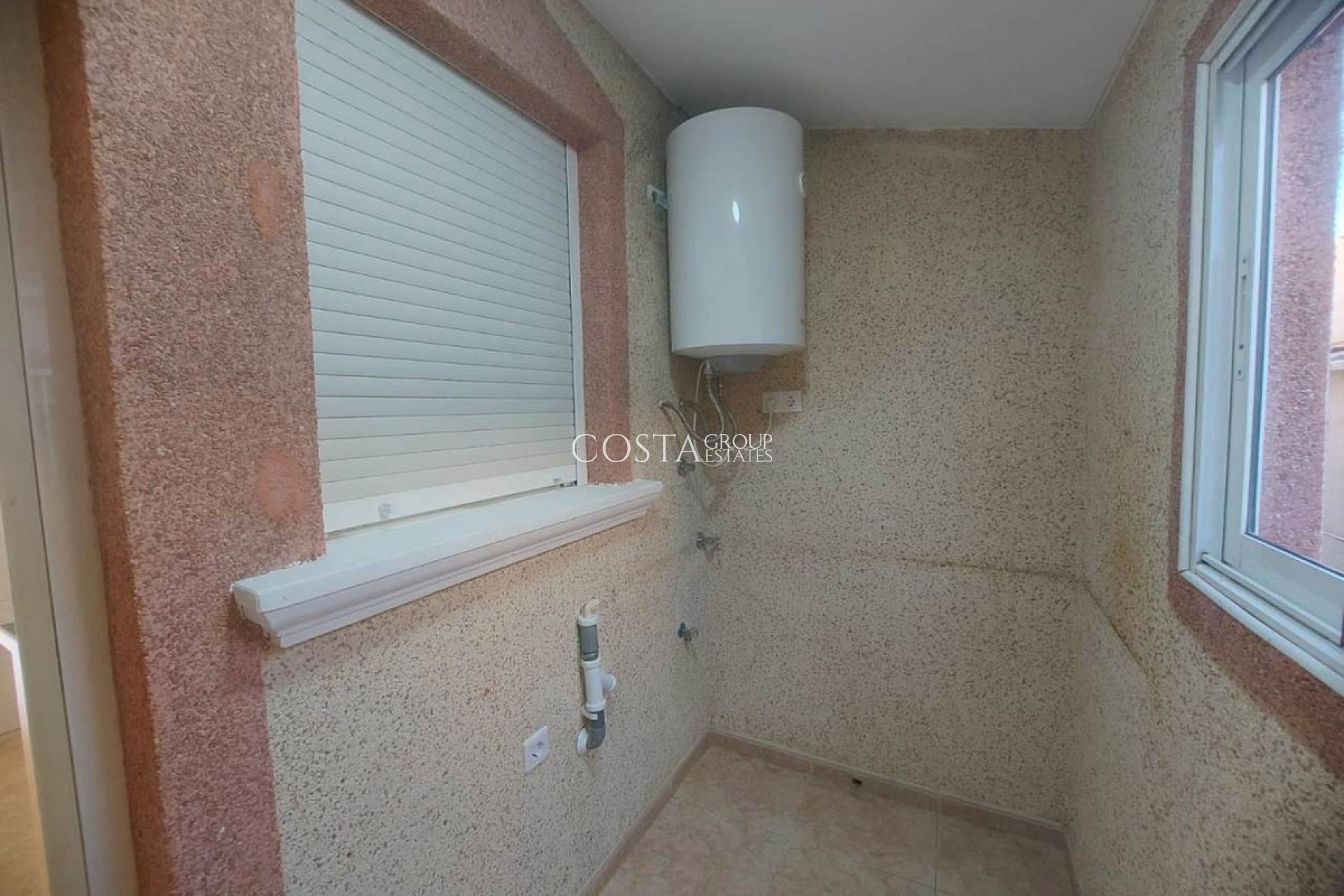 Resale - Villa -
Algorfa - Algorfa Centro