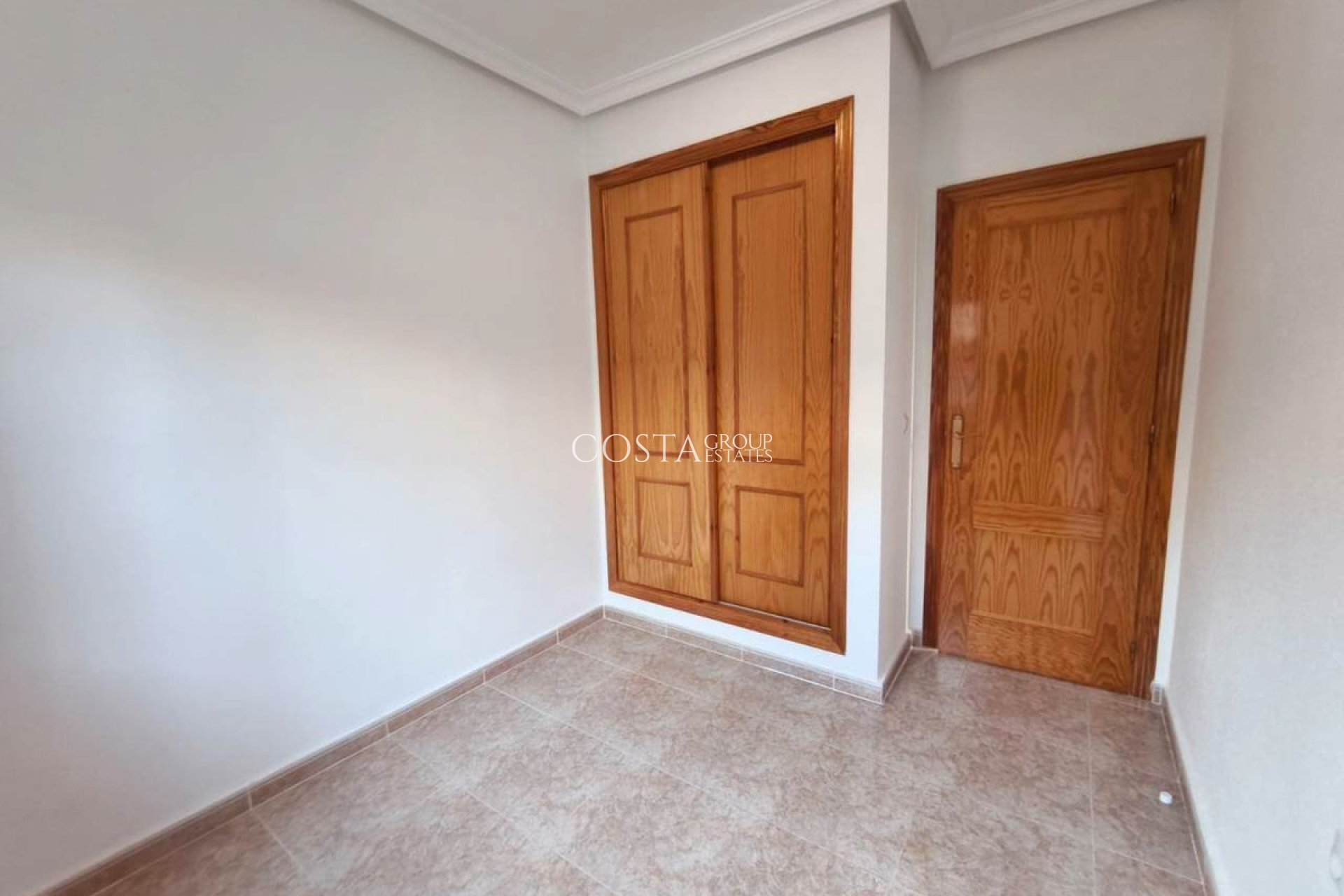Resale - Villa -
Algorfa - Algorfa Centro