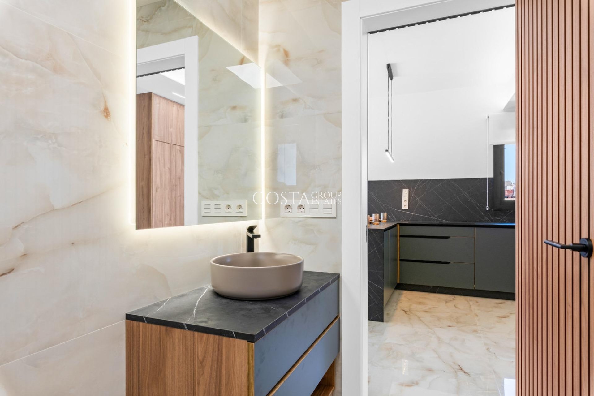 Resale - Villa -
Algorfa - Algorfa Centro