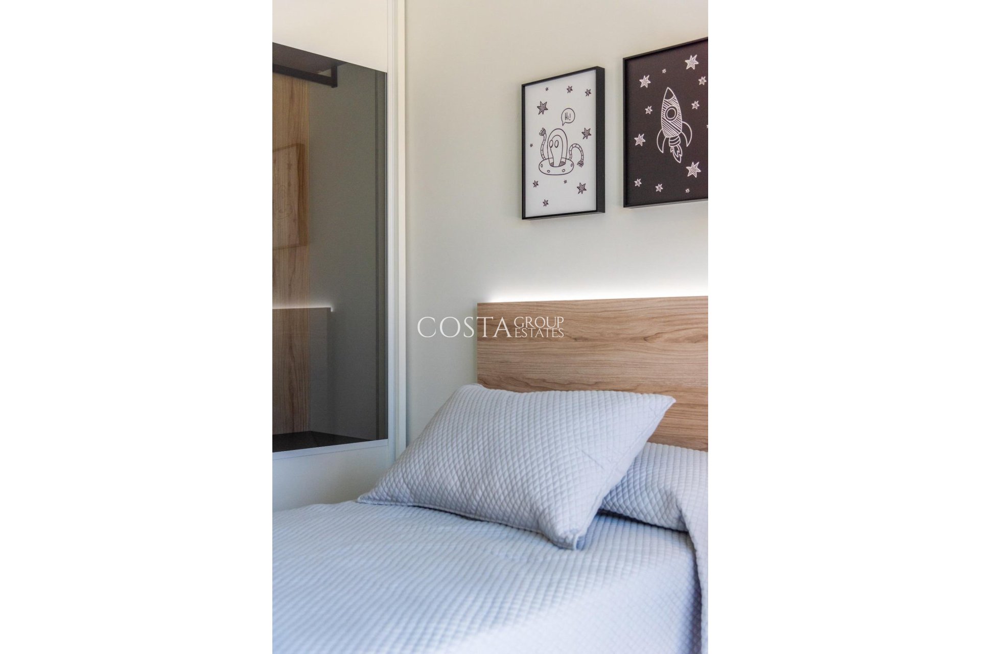 Resale - Villa -
Algorfa - Algorfa Centro