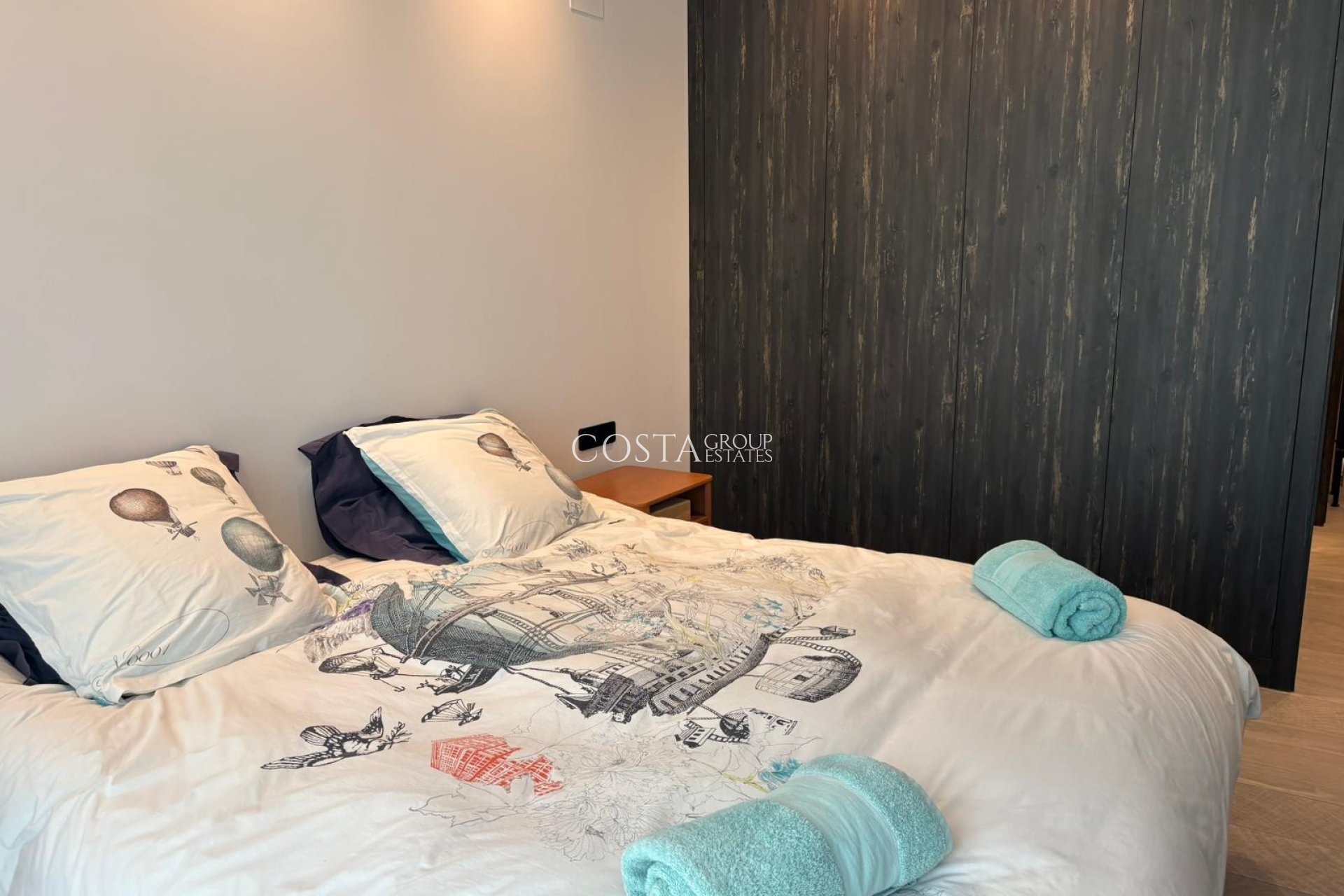 Resale - Villa -
Algorfa - La Finca Golf