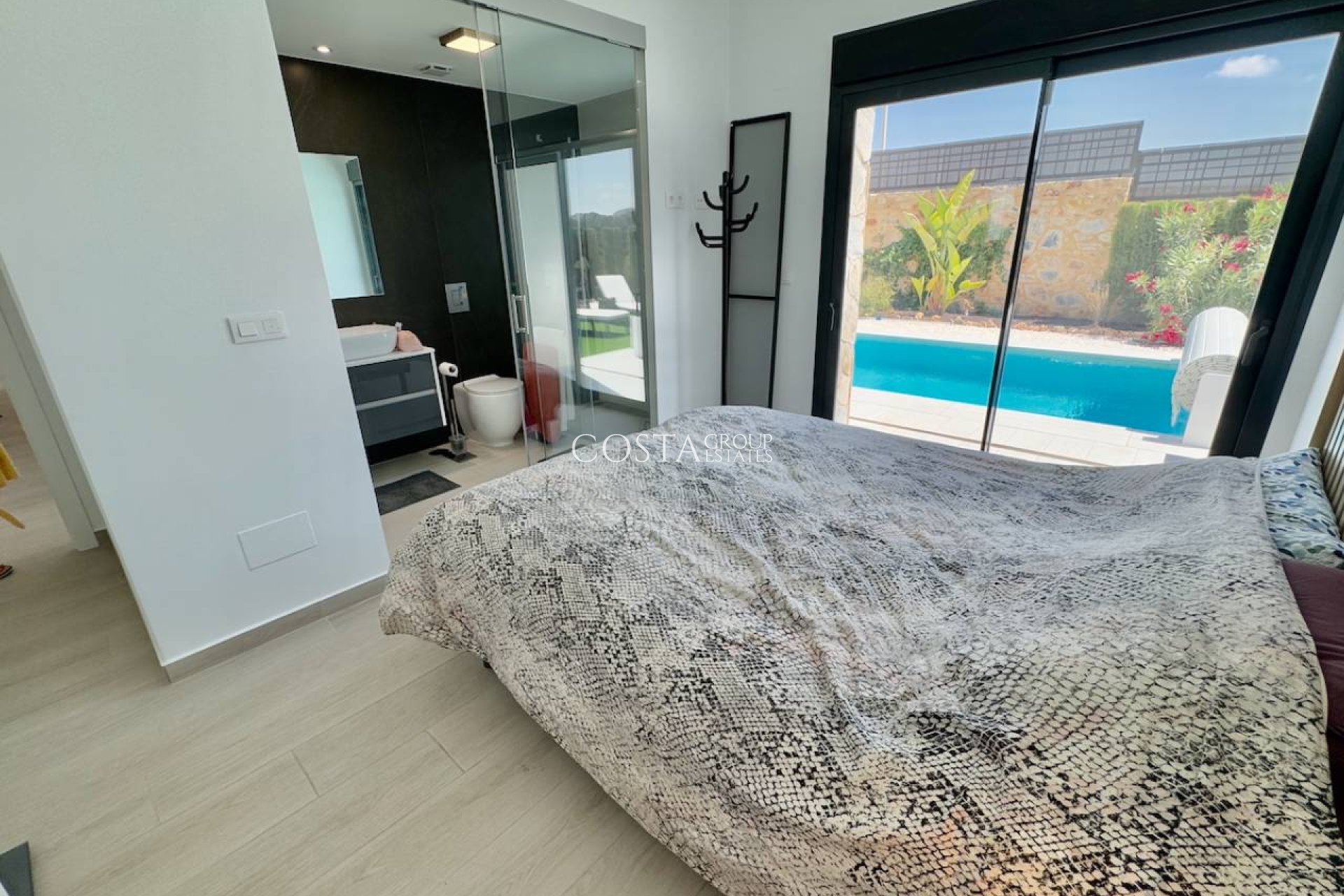 Resale - Villa -
Algorfa - La finca Golf