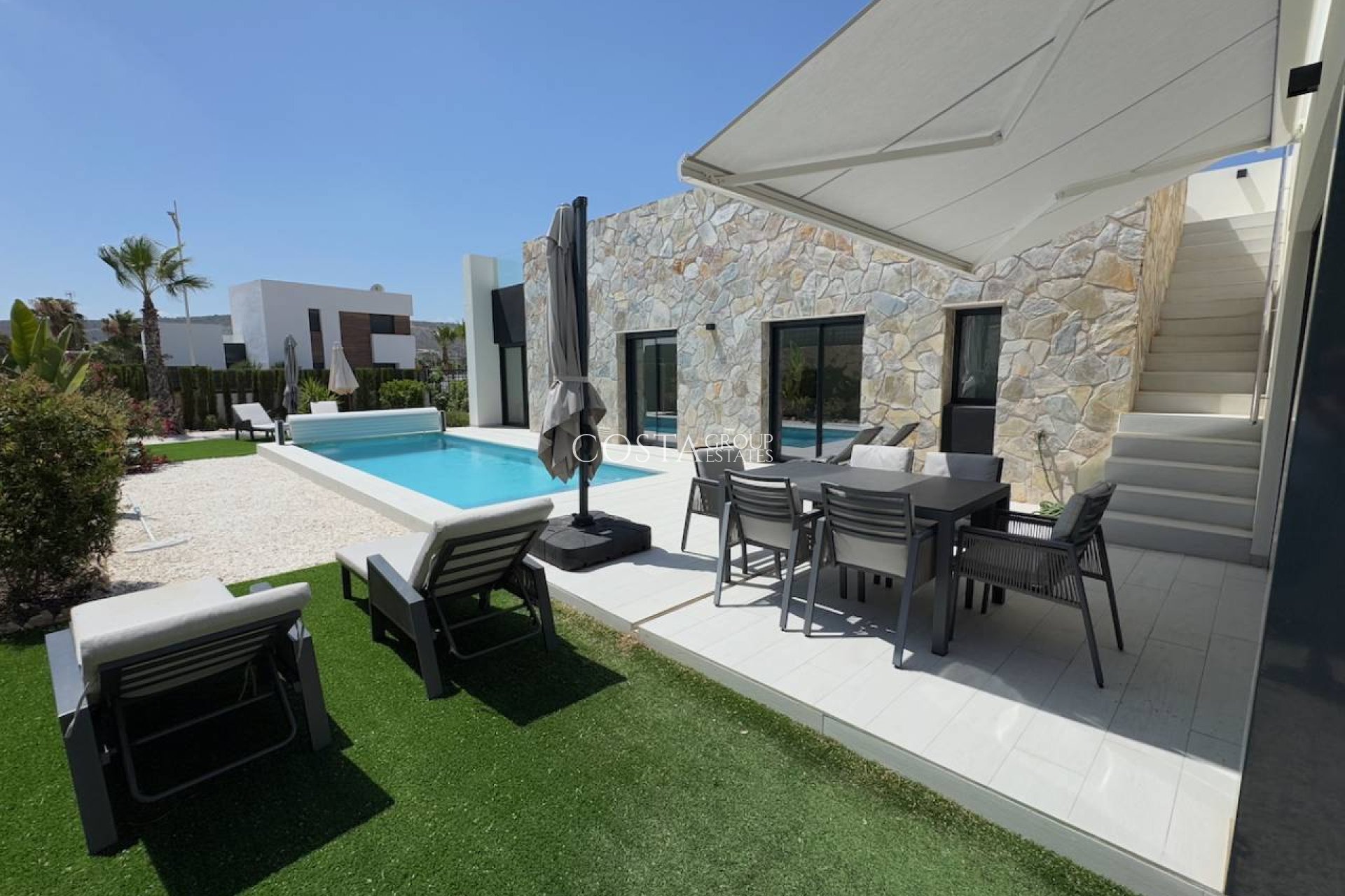 Resale - Villa -
Algorfa - La finca Golf