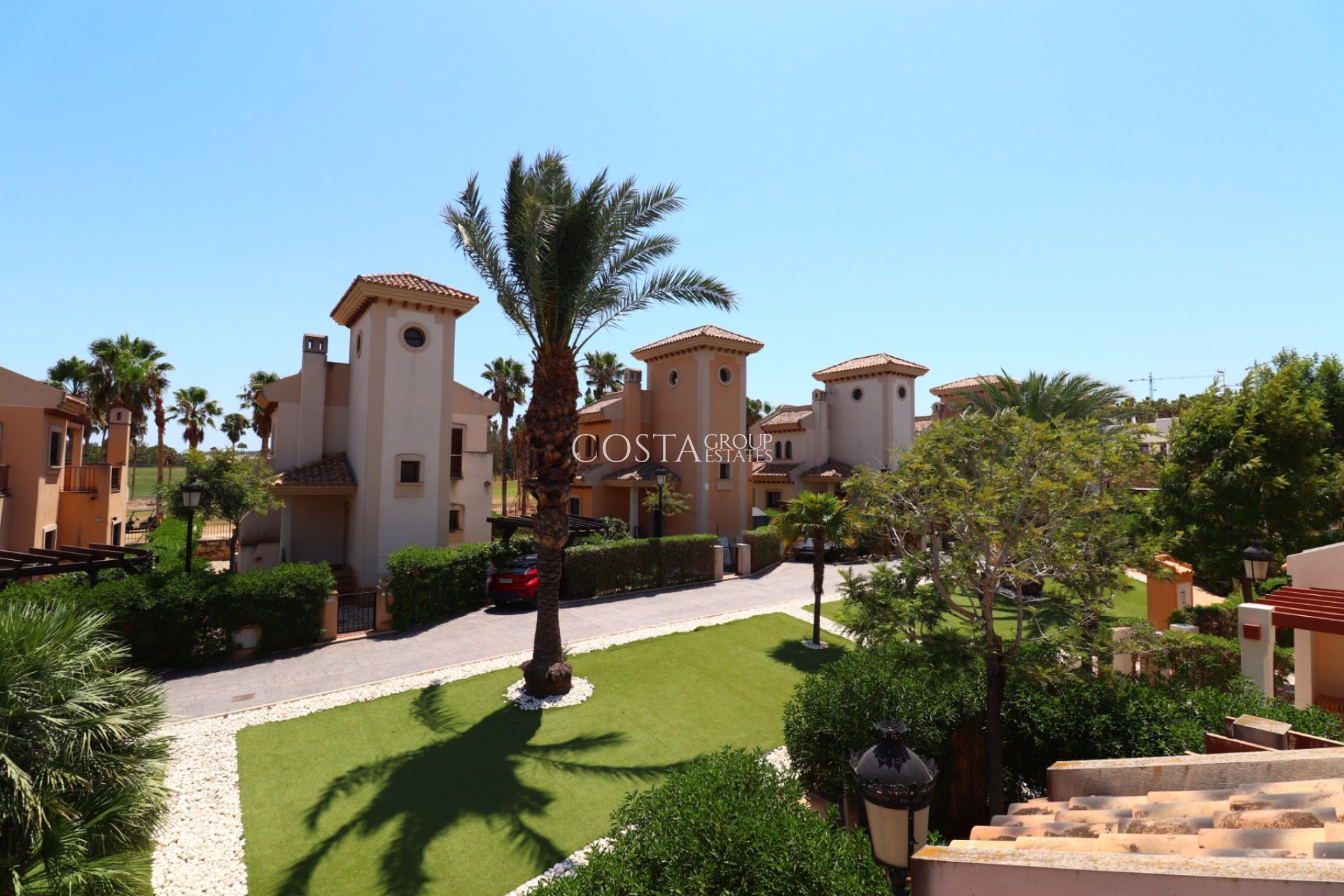 Resale - Villa -
Algorfa - La finca Golf
