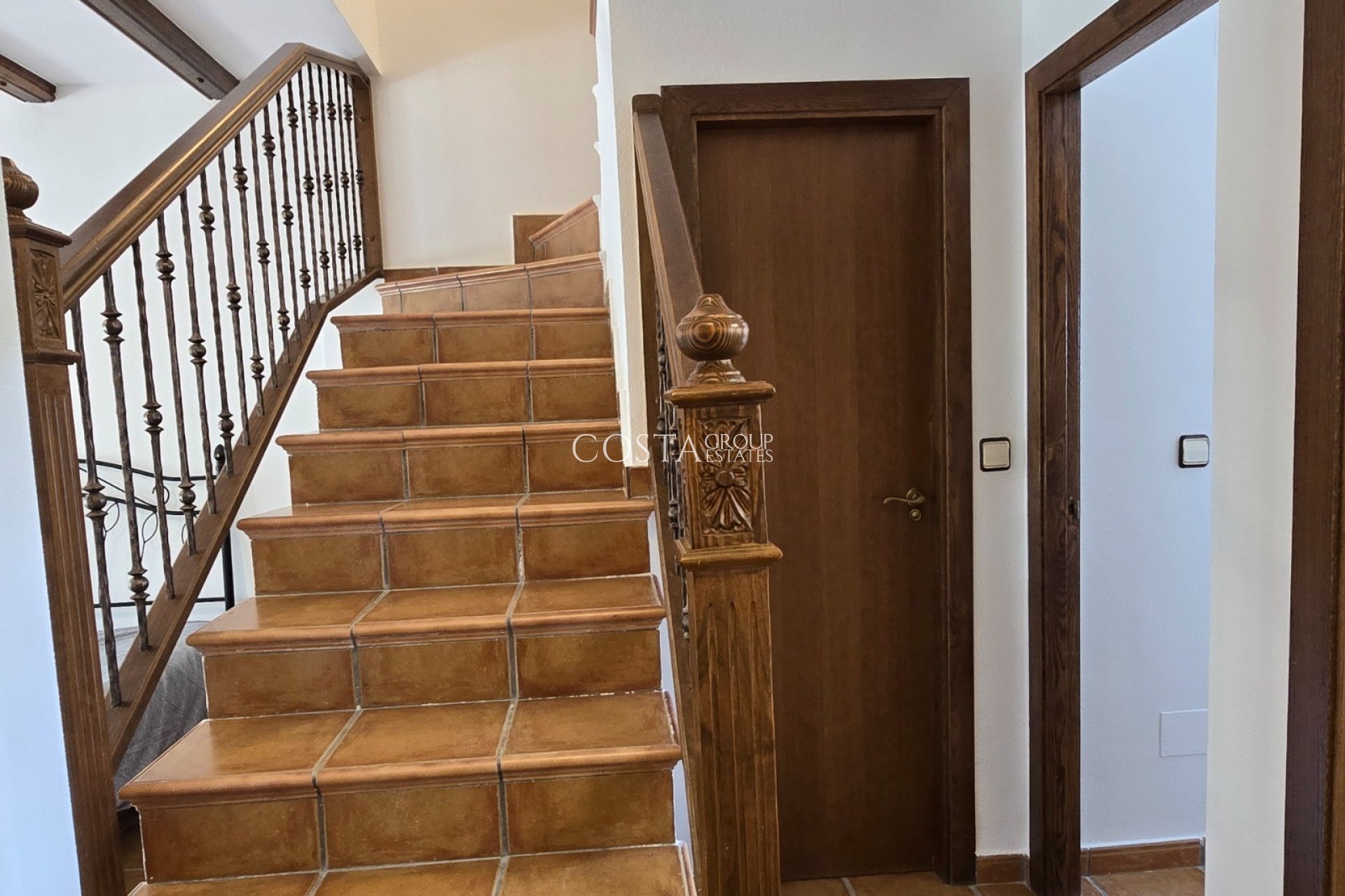 Resale - Villa -
Algorfa - La finca Golf