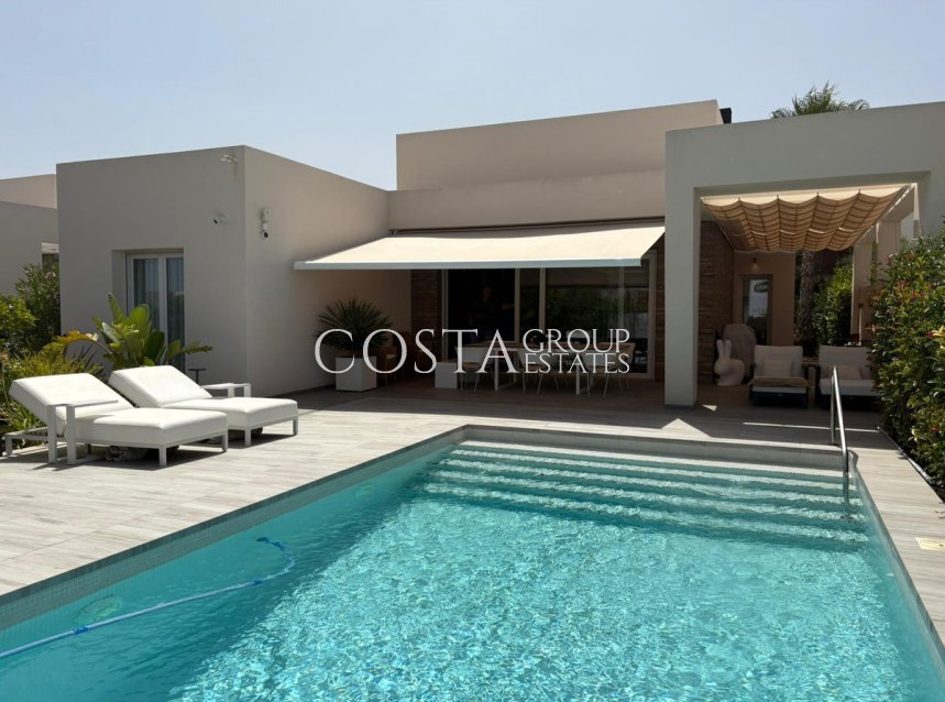 Resale - Villa -
Algorfa - La Finca Golf