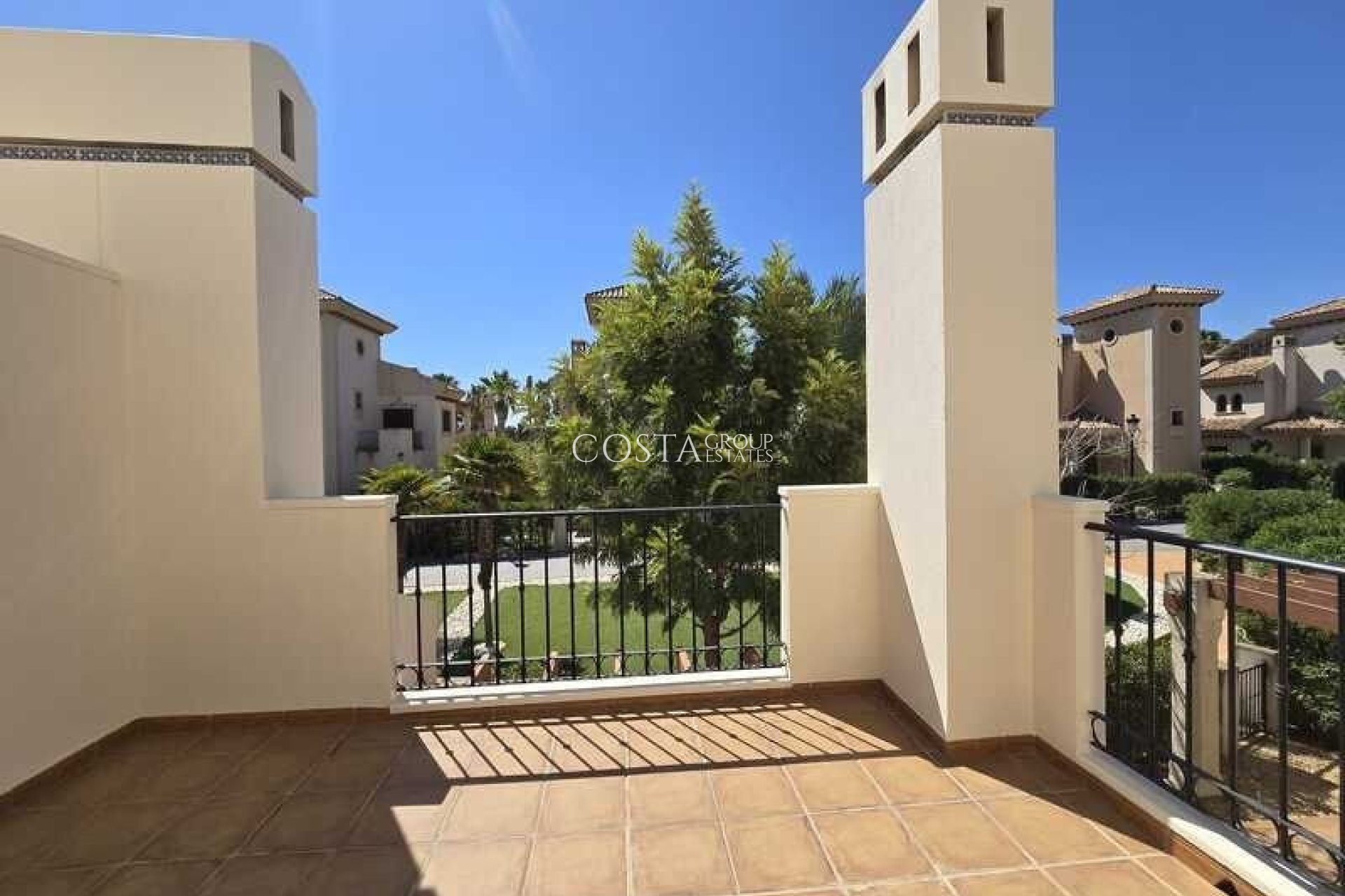 Resale - Villa -
Algorfa - La Finca Golf