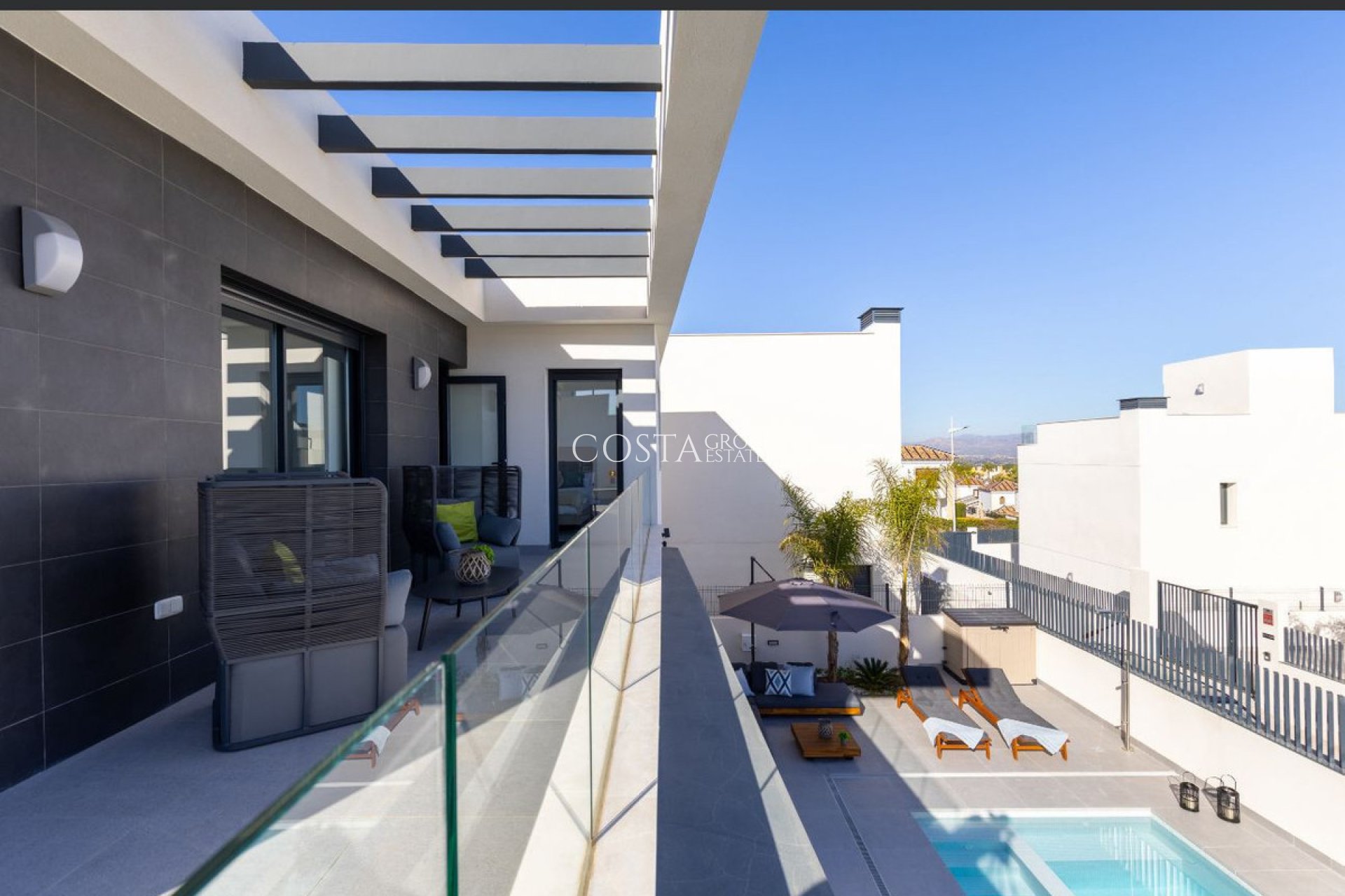 Resale - Villa -
Algorfa - La Finca Golf