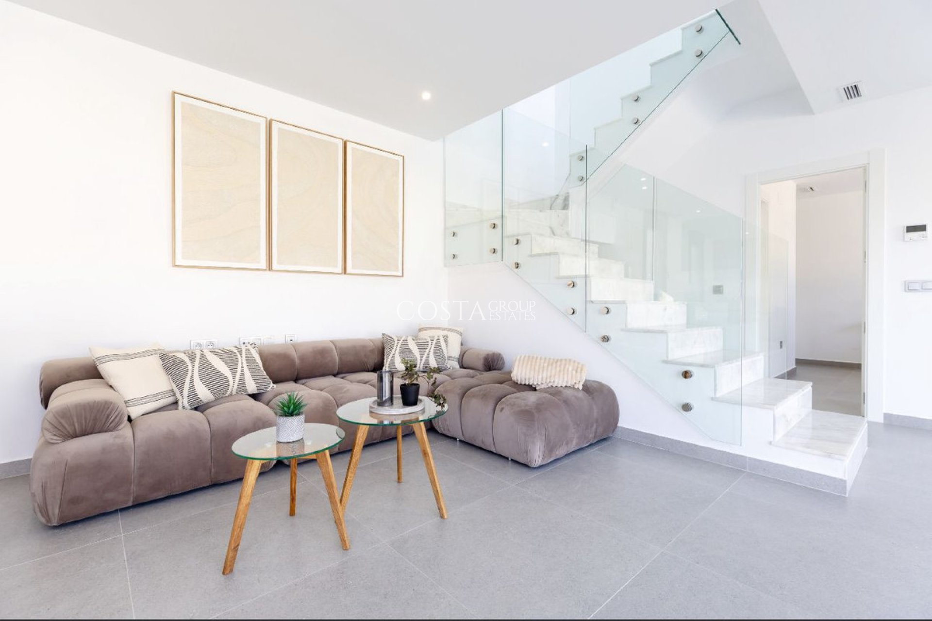 Resale - Villa -
Algorfa - La Finca Golf