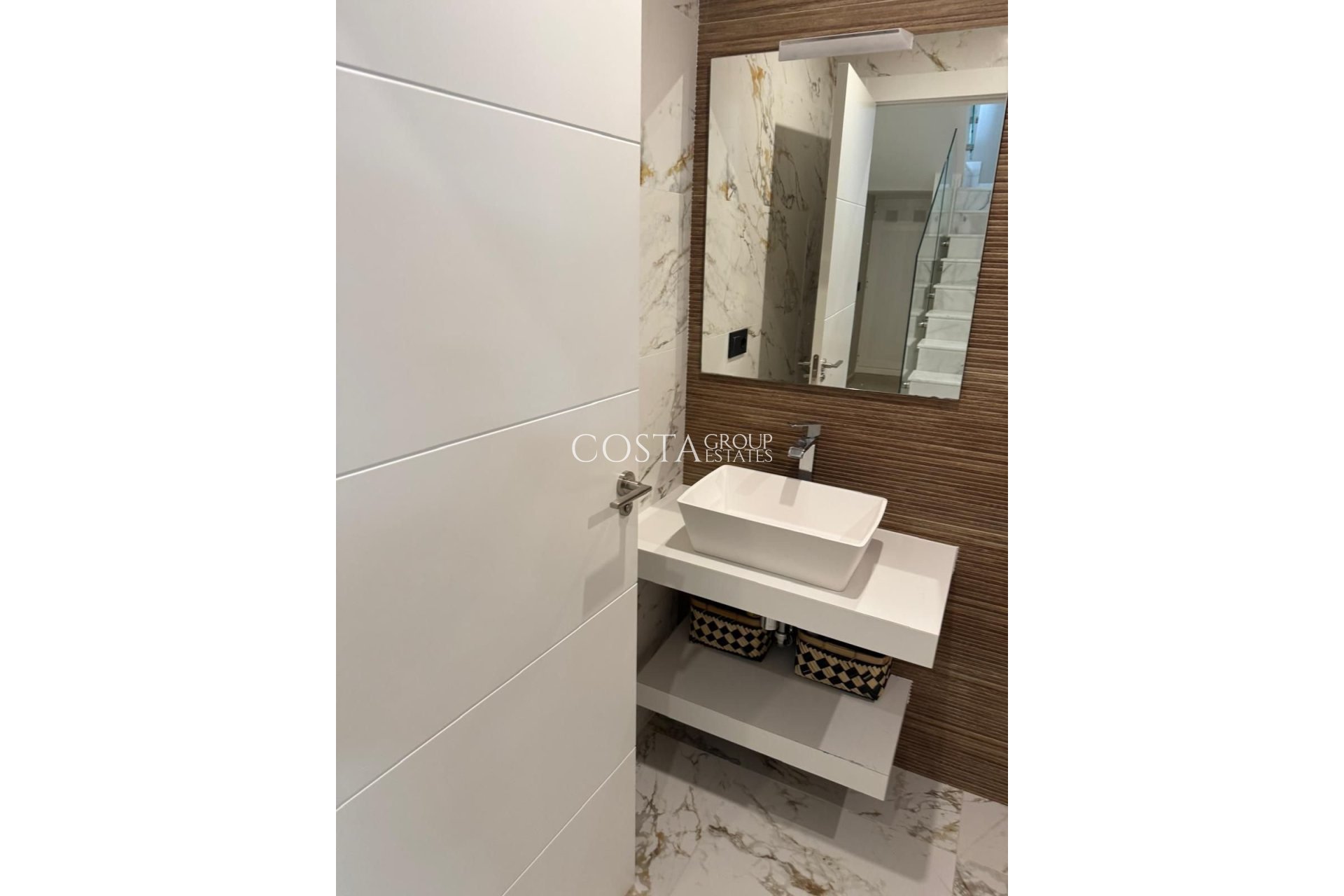 Resale - Villa -
Algorfa - La Finca Golf