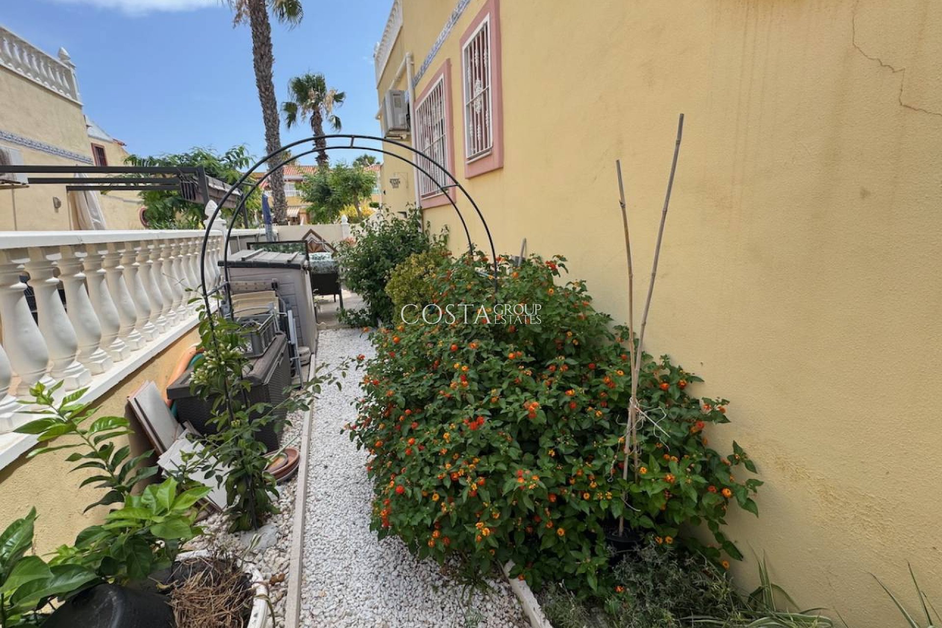 Resale - Villa -
Algorfa - Lo Crispin