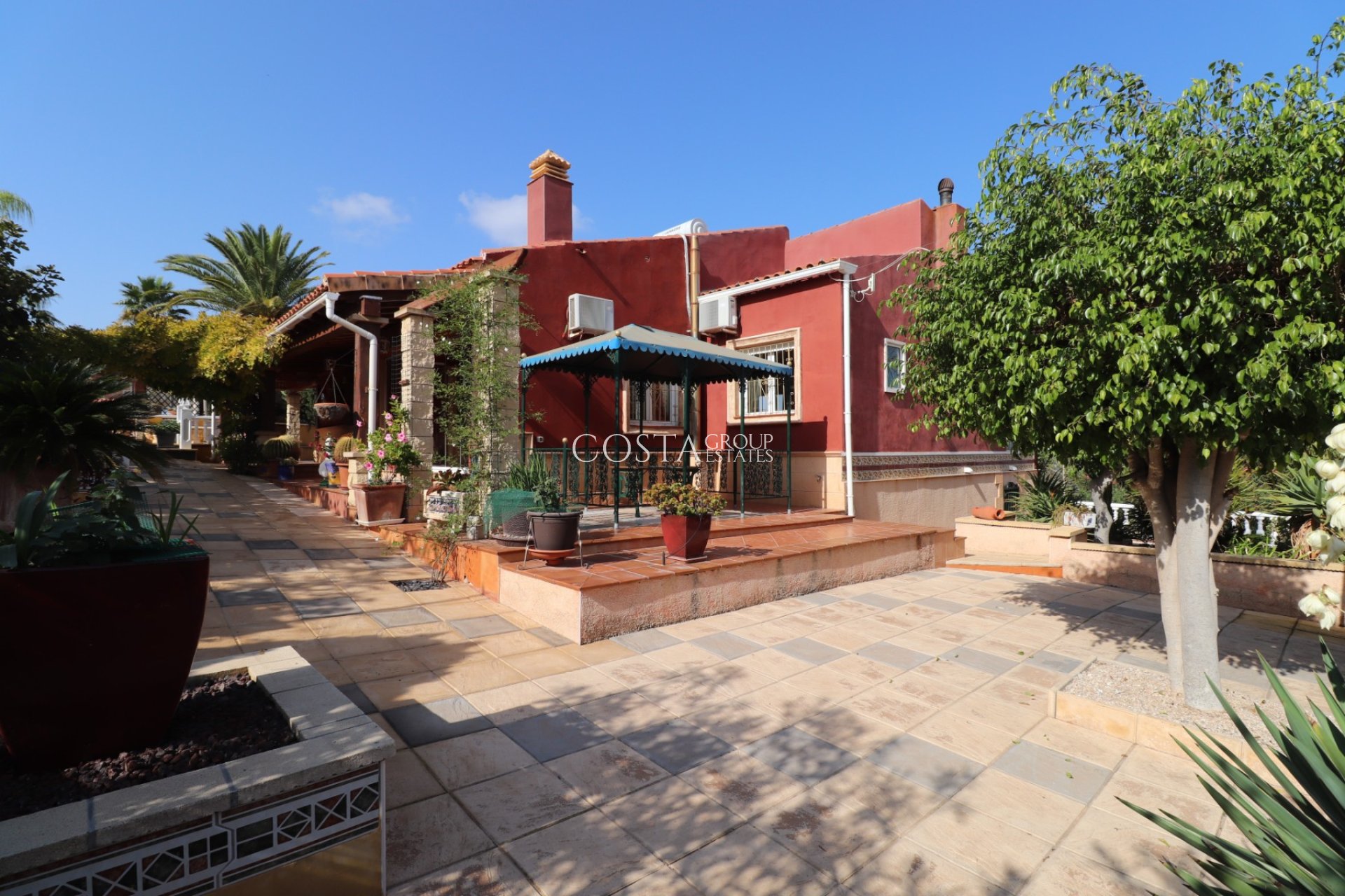 Resale - Villa -
Algorfa - Lomas de La Juliana