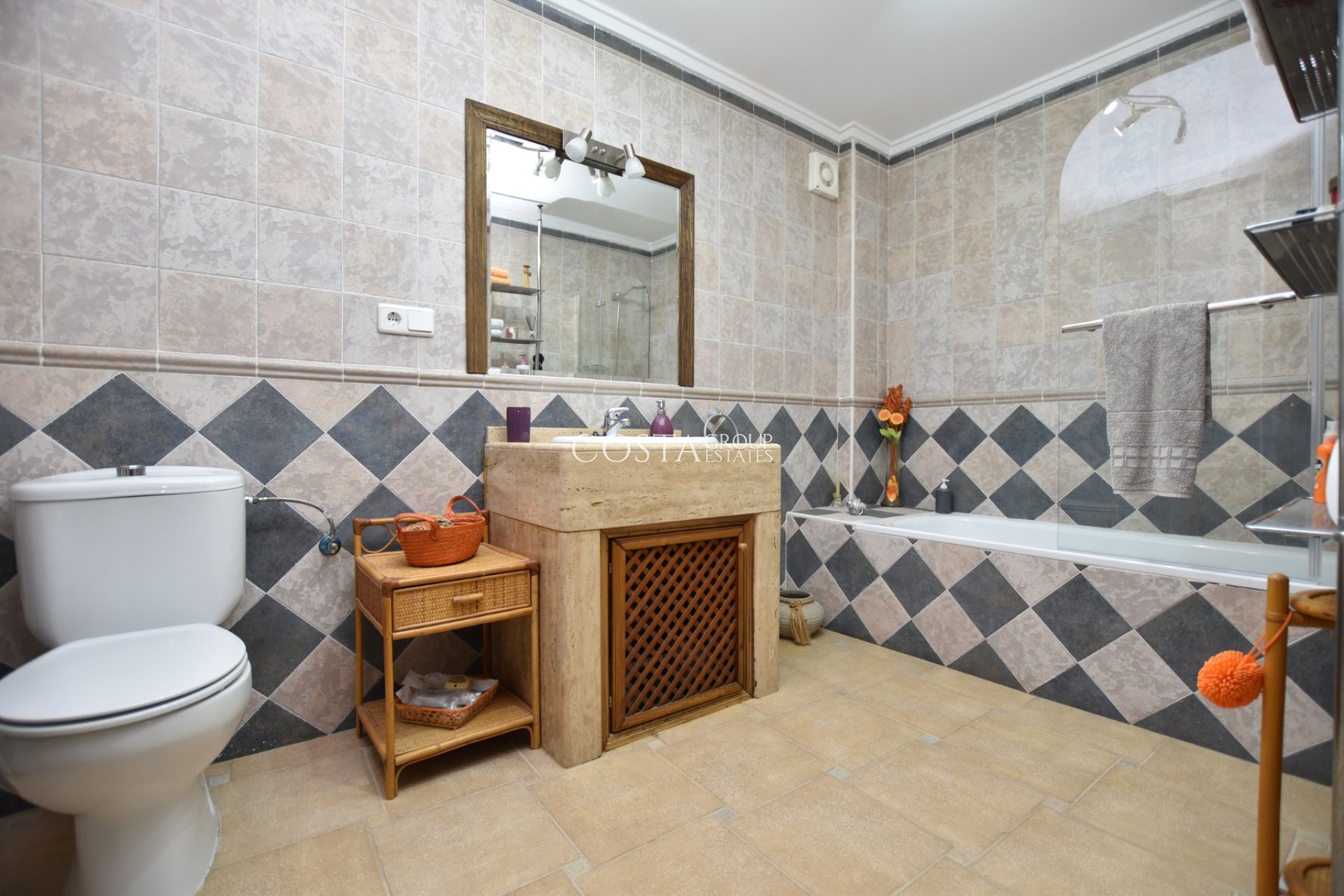 Resale - Villa -
Algorfa - Montemar