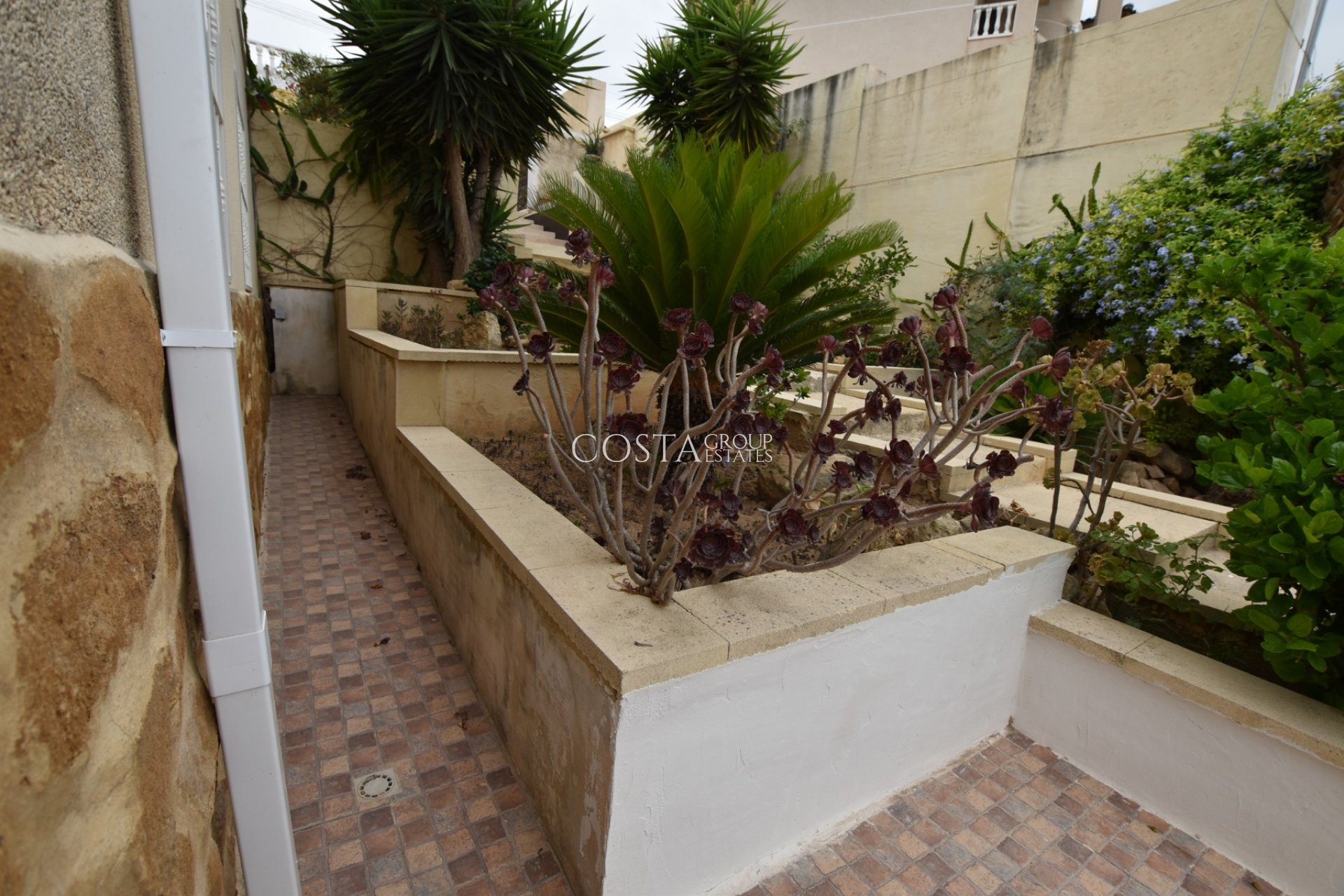 Resale - Villa -
Algorfa - Montemar