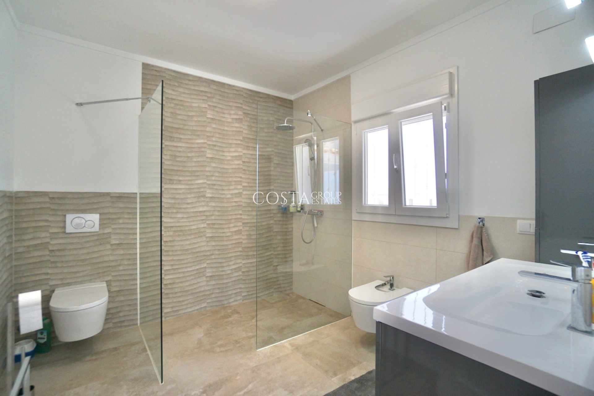 Resale - Villa -
Algorfa - Montemar