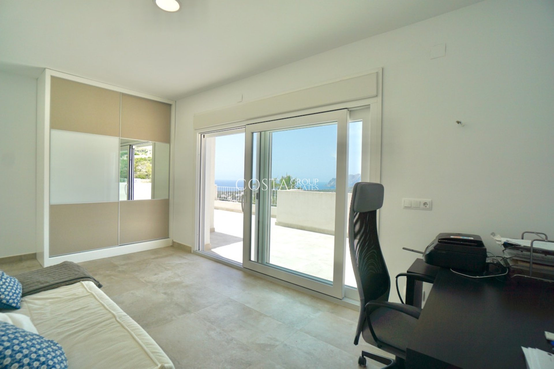 Resale - Villa -
Algorfa - Montemar