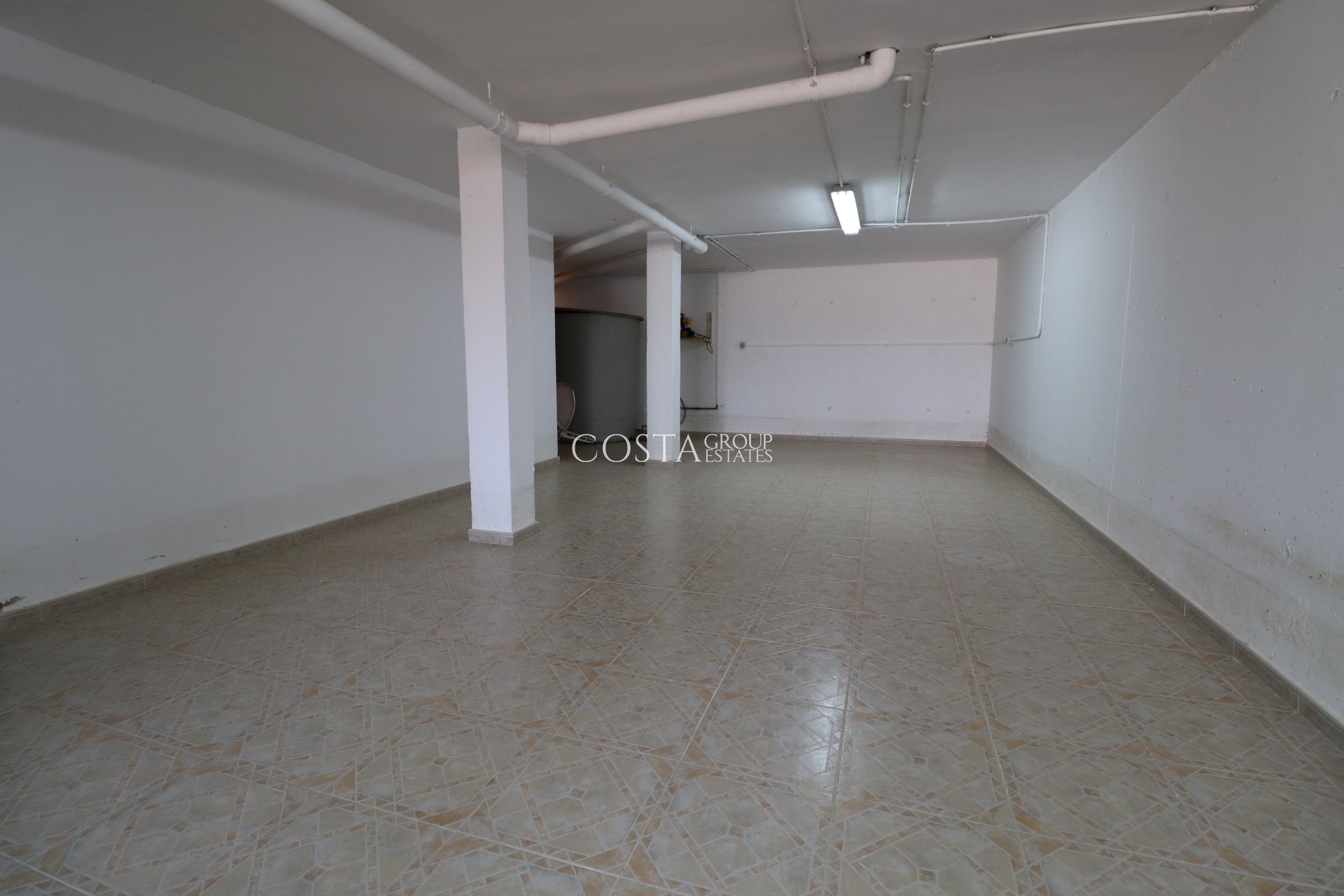 Resale - Villa -
Algorfa