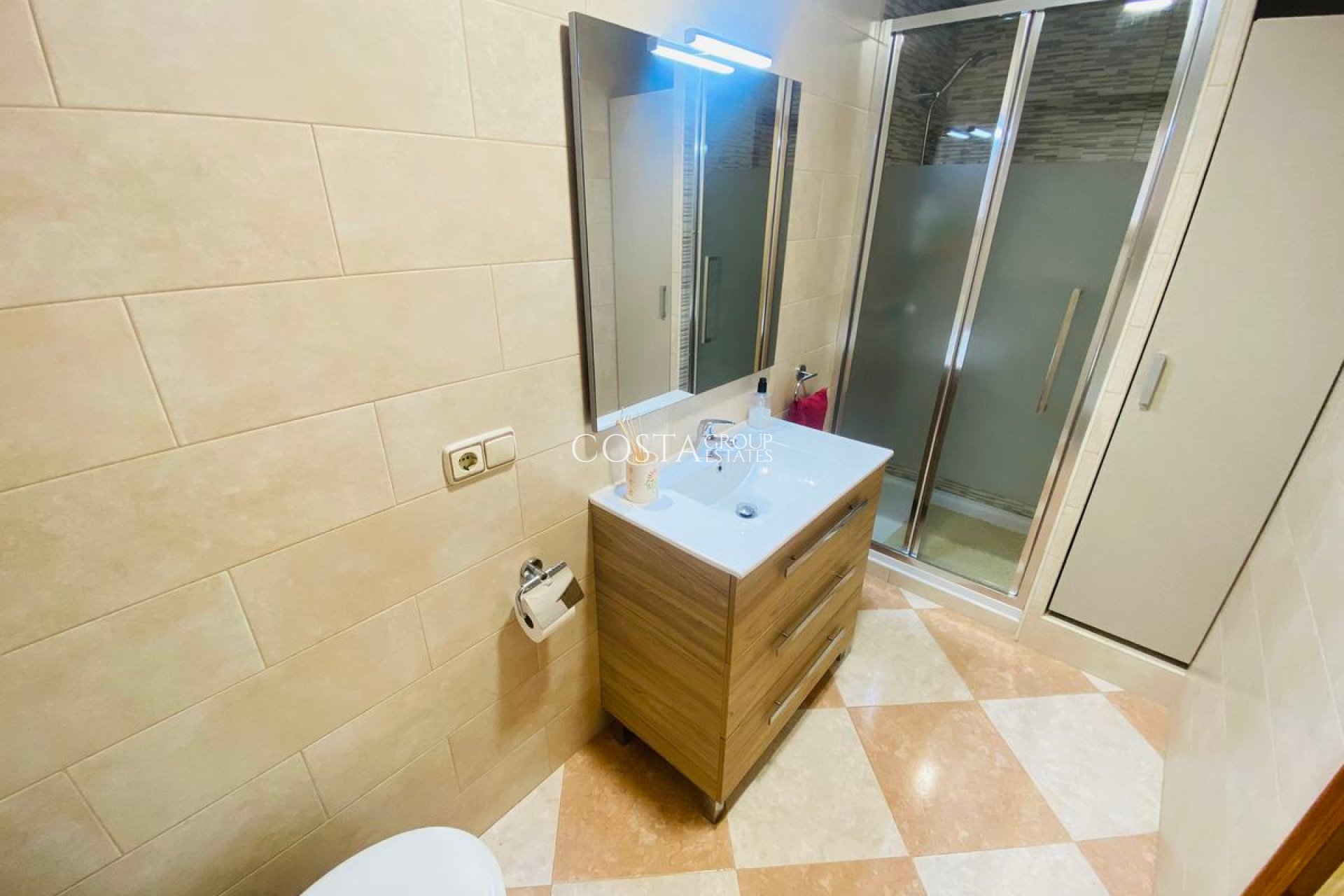 Resale - Villa -
Algorfa