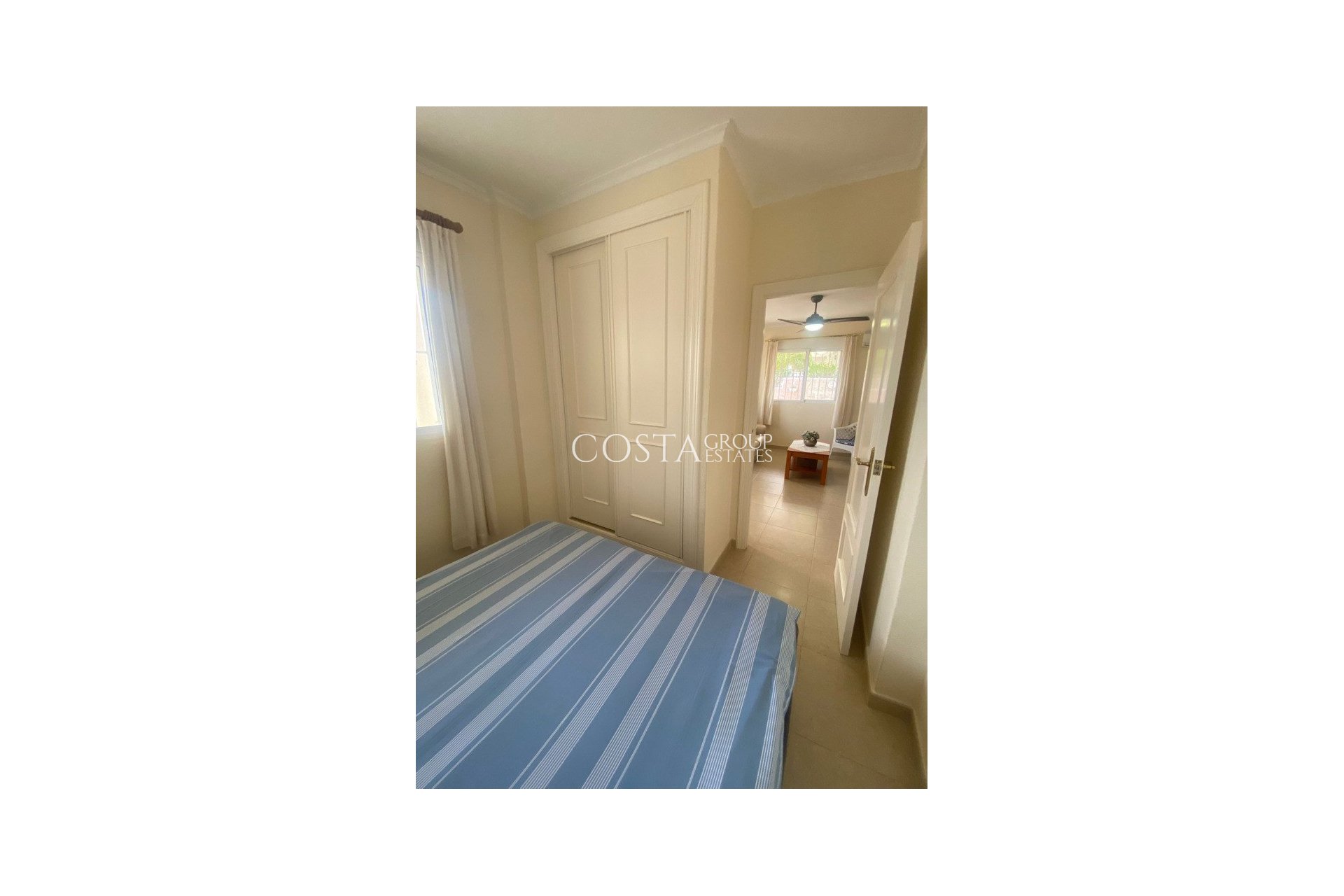 Resale - Villa -
Algorfa