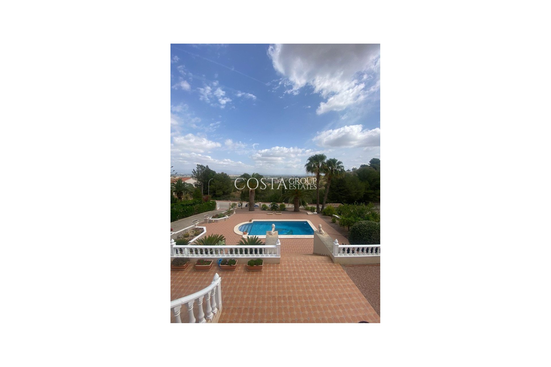 Resale - Villa -
Algorfa