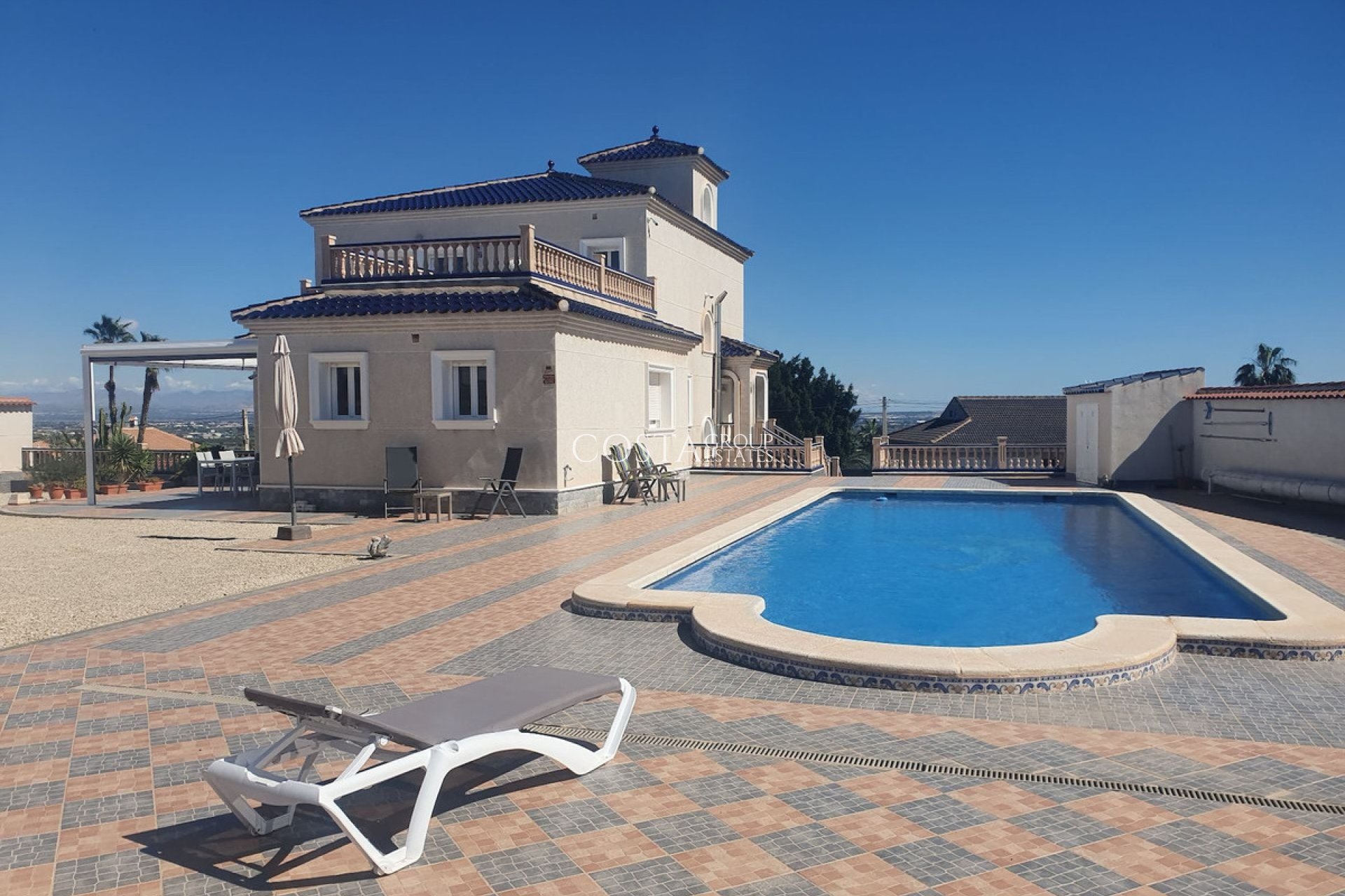 Resale - Villa -
Algorfa