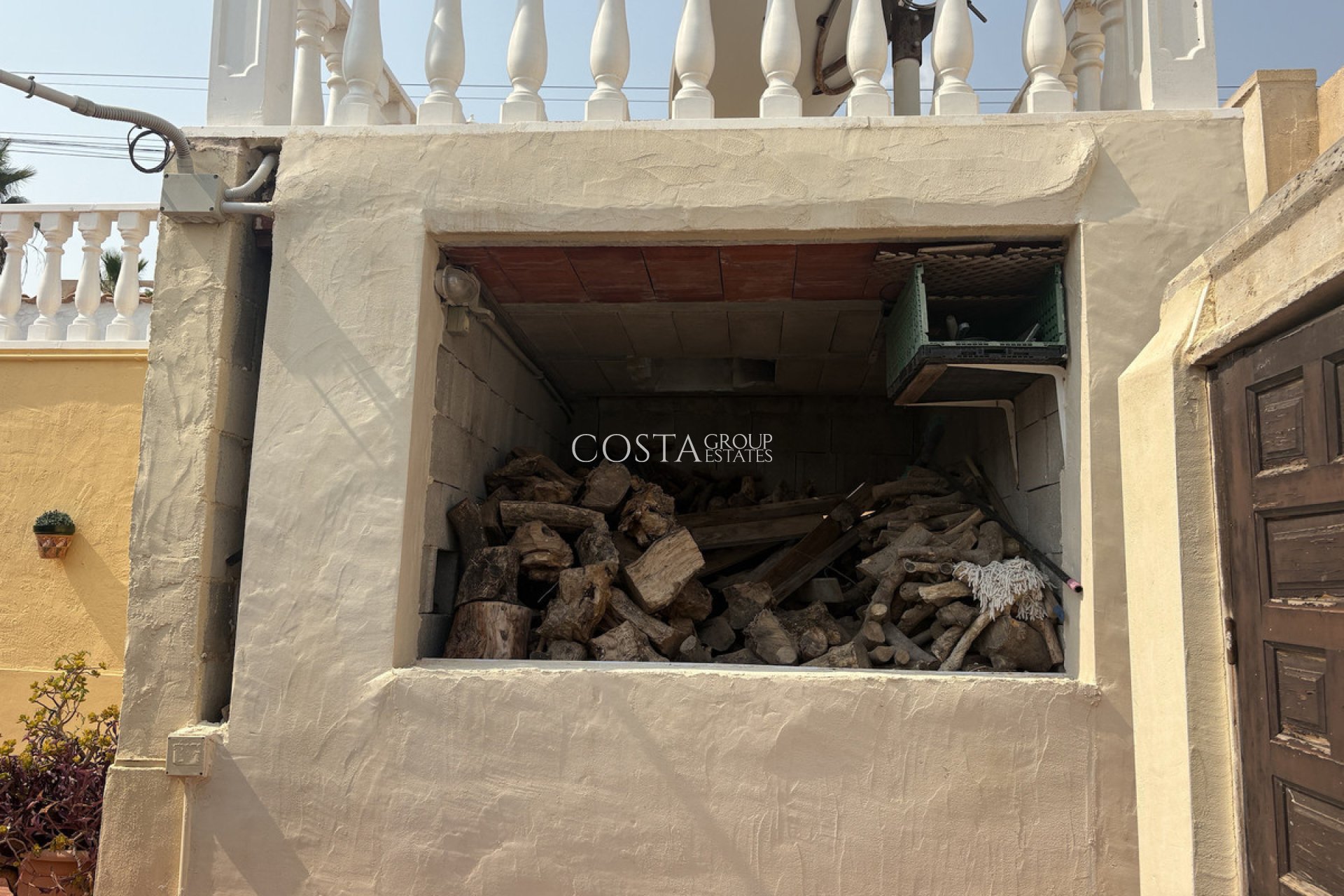 Resale - Villa -
Algorfa