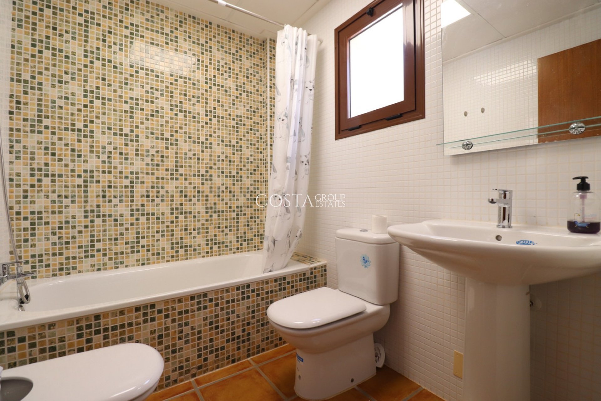 Resale - Villa -
Algorfa