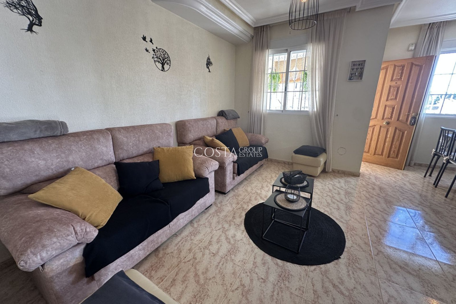 Resale - Villa -
Alicante - Alicante Centro