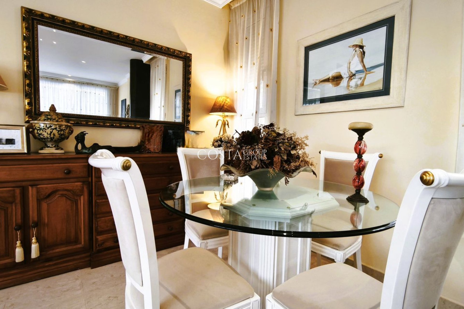 Resale - Villa -
Alicante - Alicante Centro