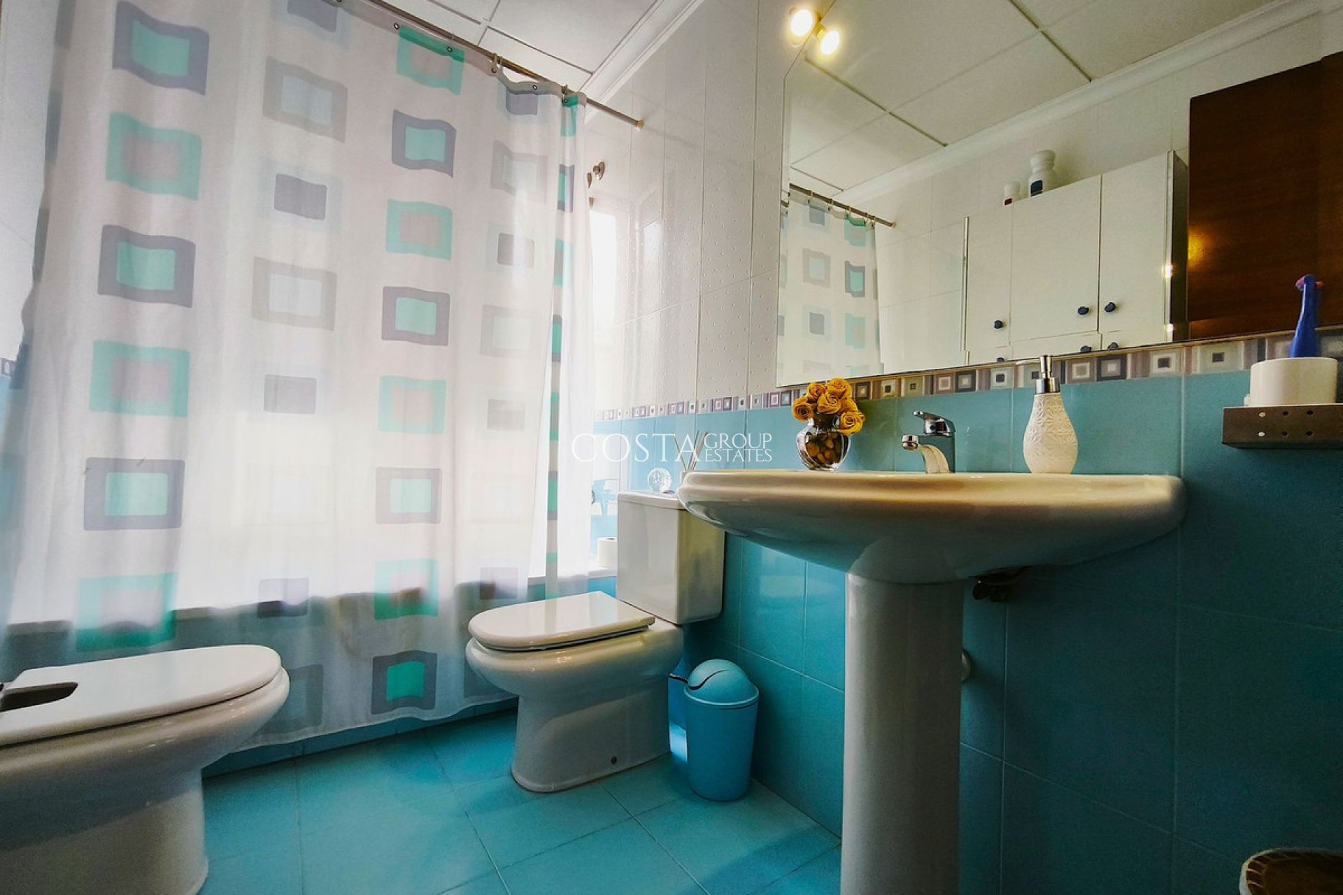 Resale - Villa -
Alicante - Alicante Centro