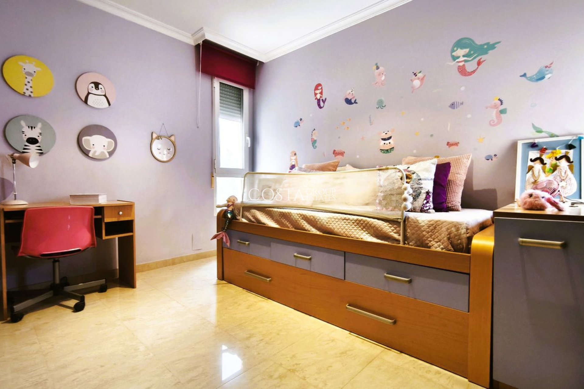 Resale - Villa -
Alicante - Alicante Centro