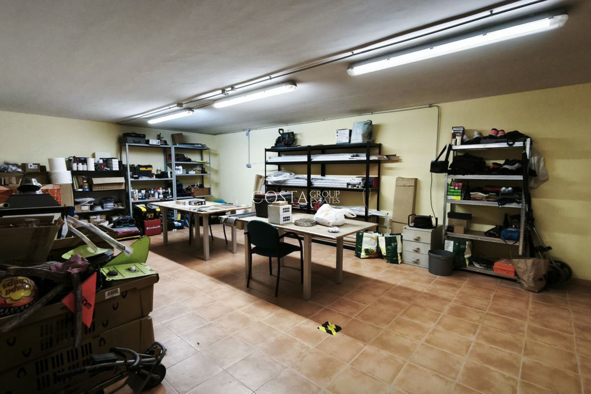 Resale - Villa -
Alicante - Alicante Centro