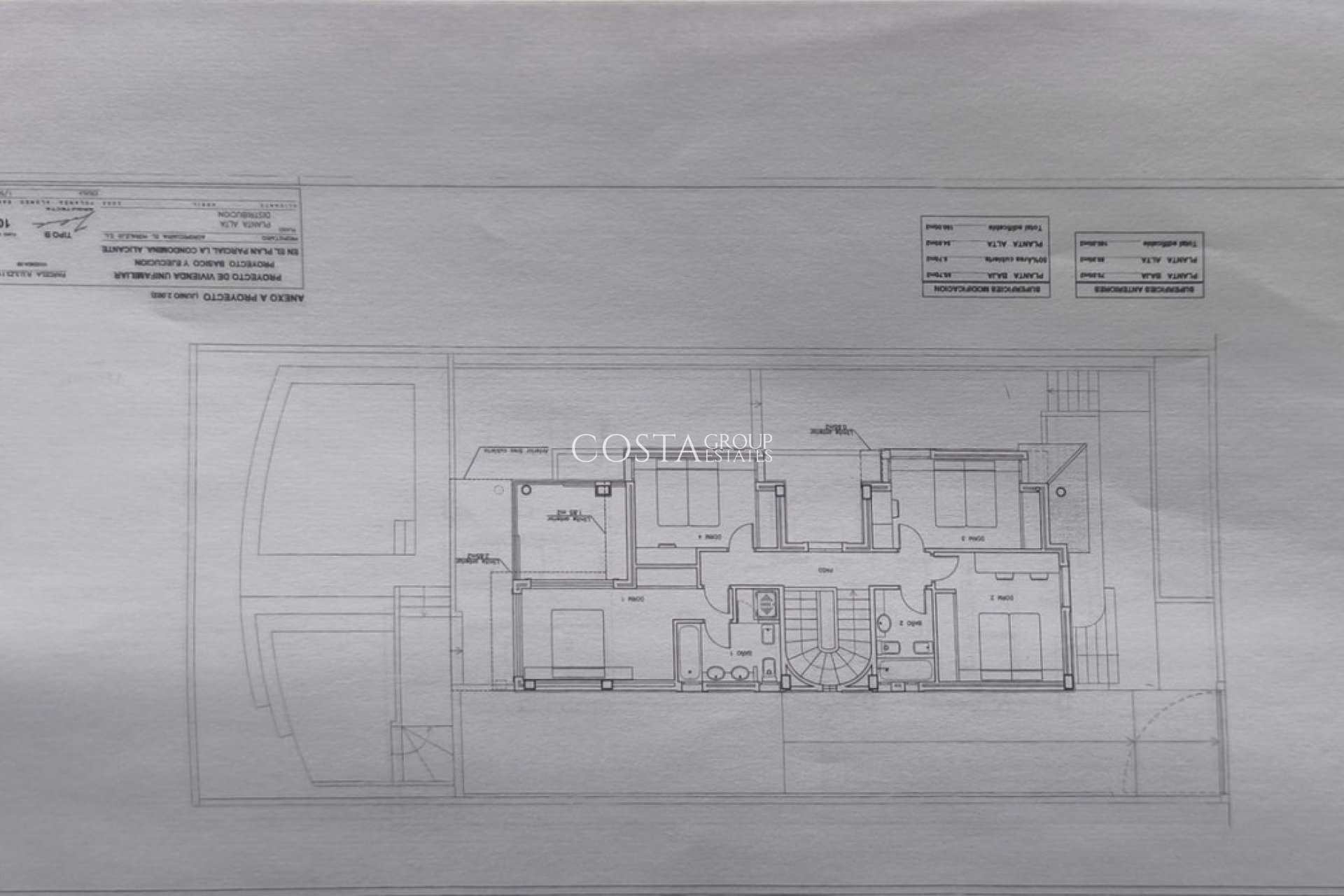 Resale - Villa -
Alicante - Alicante Centro