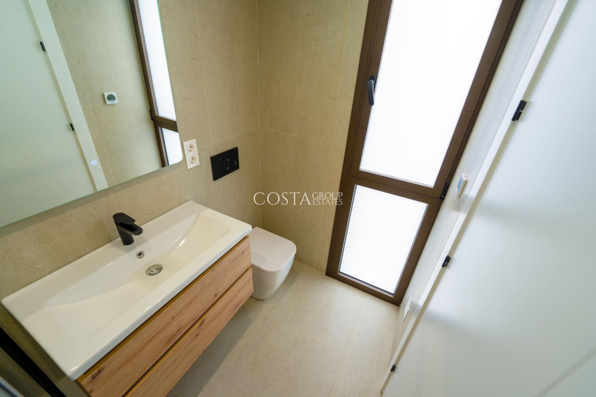 Resale - Villa -
Almoradí - Almoradi Centro