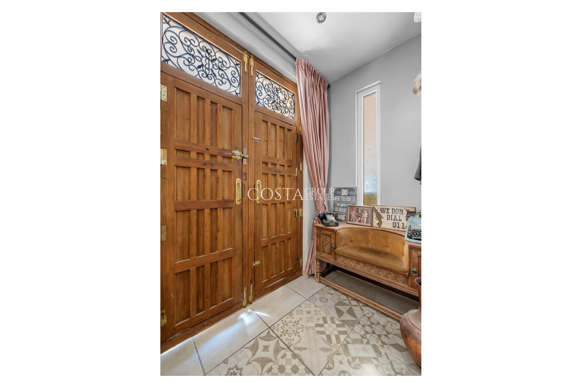 Resale - Villa -
Almoradí - Almoradi Centro