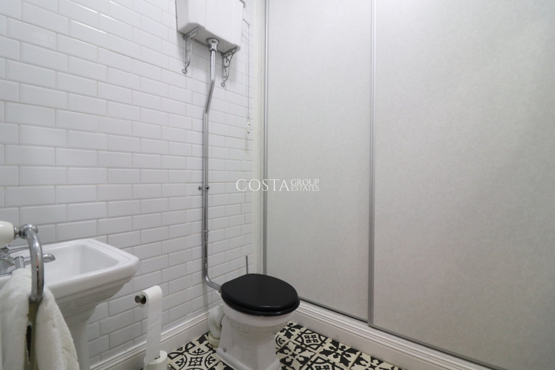 Resale - Villa -
Almoradí - Heredades