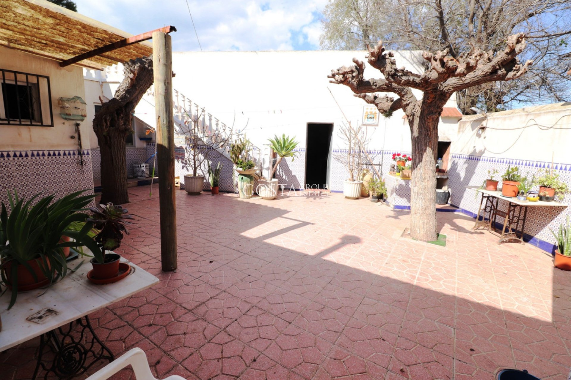 Resale - Villa -
Almoradí - Heredades