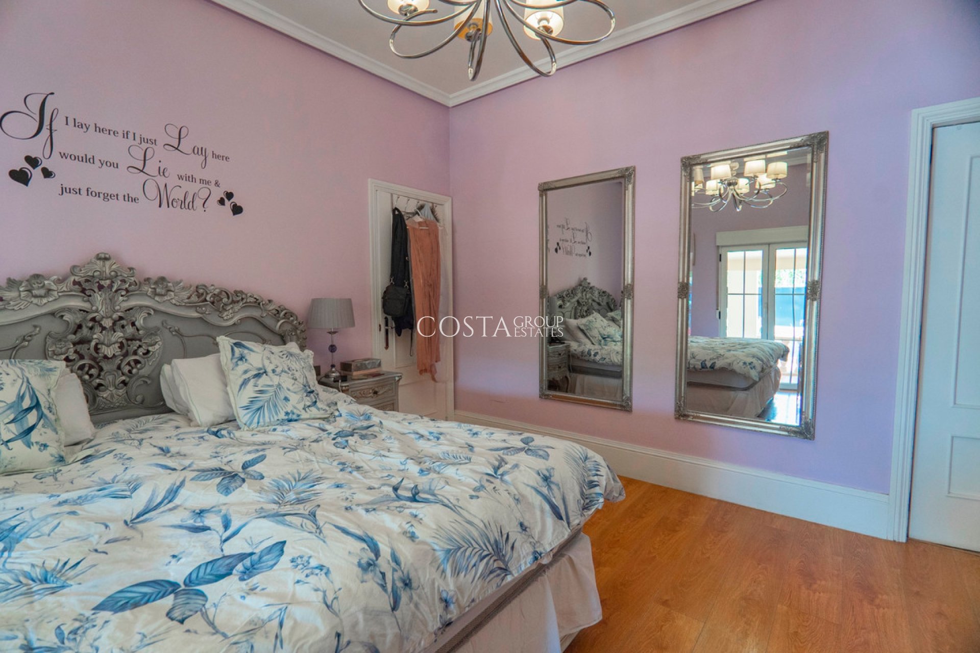 Resale - Villa -
Almoradí - Heredades