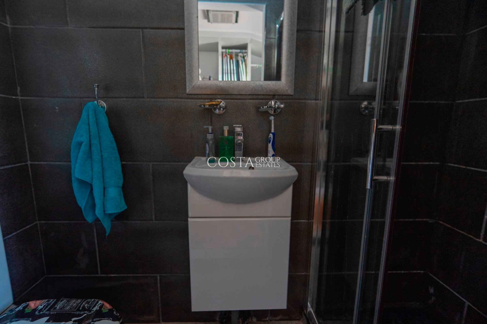 Resale - Villa -
Almoradí - Heredades